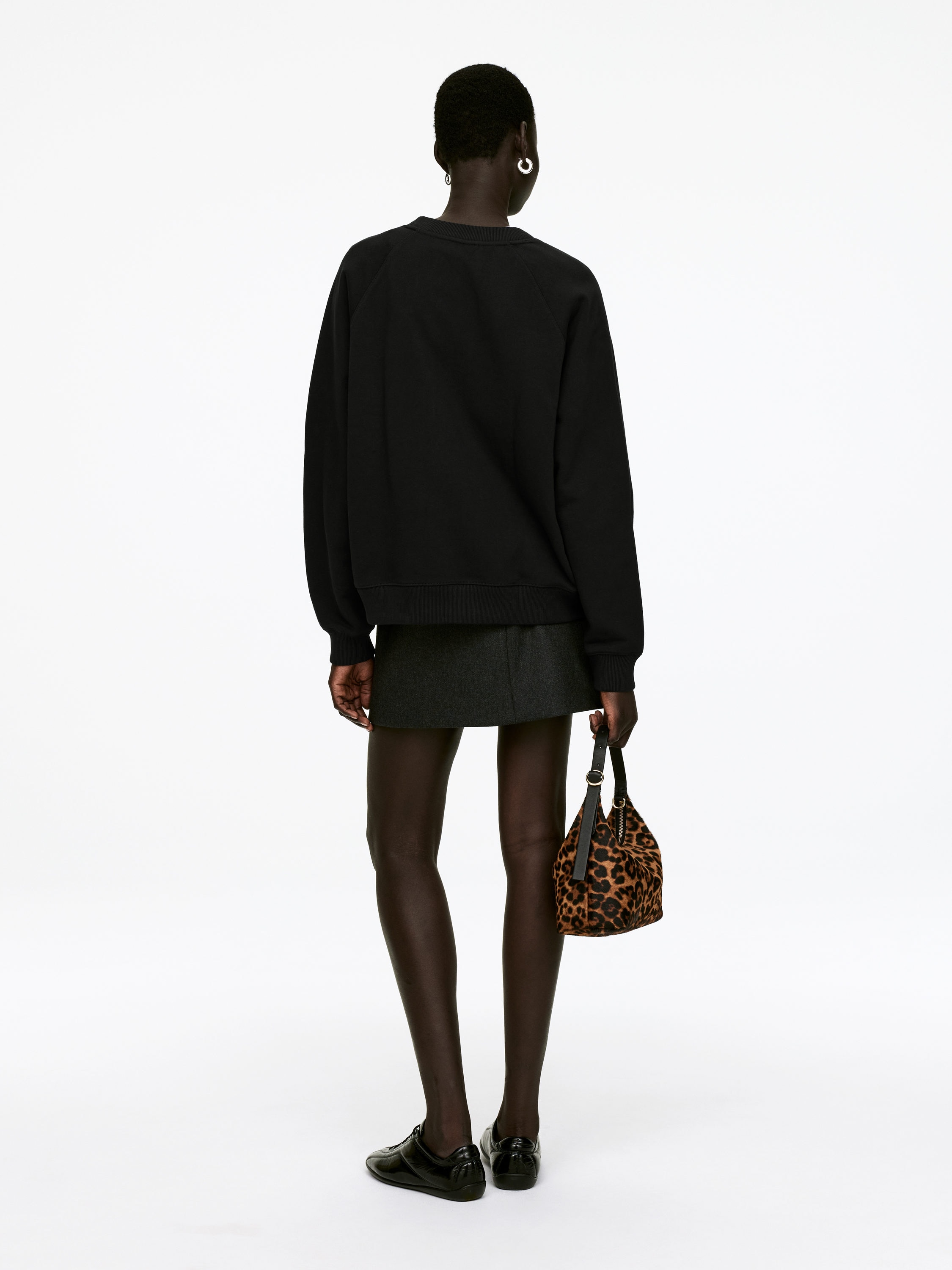 Terry Sweatshirt - Black - Regular fit - Women - StillMedia/Lookbook - 6