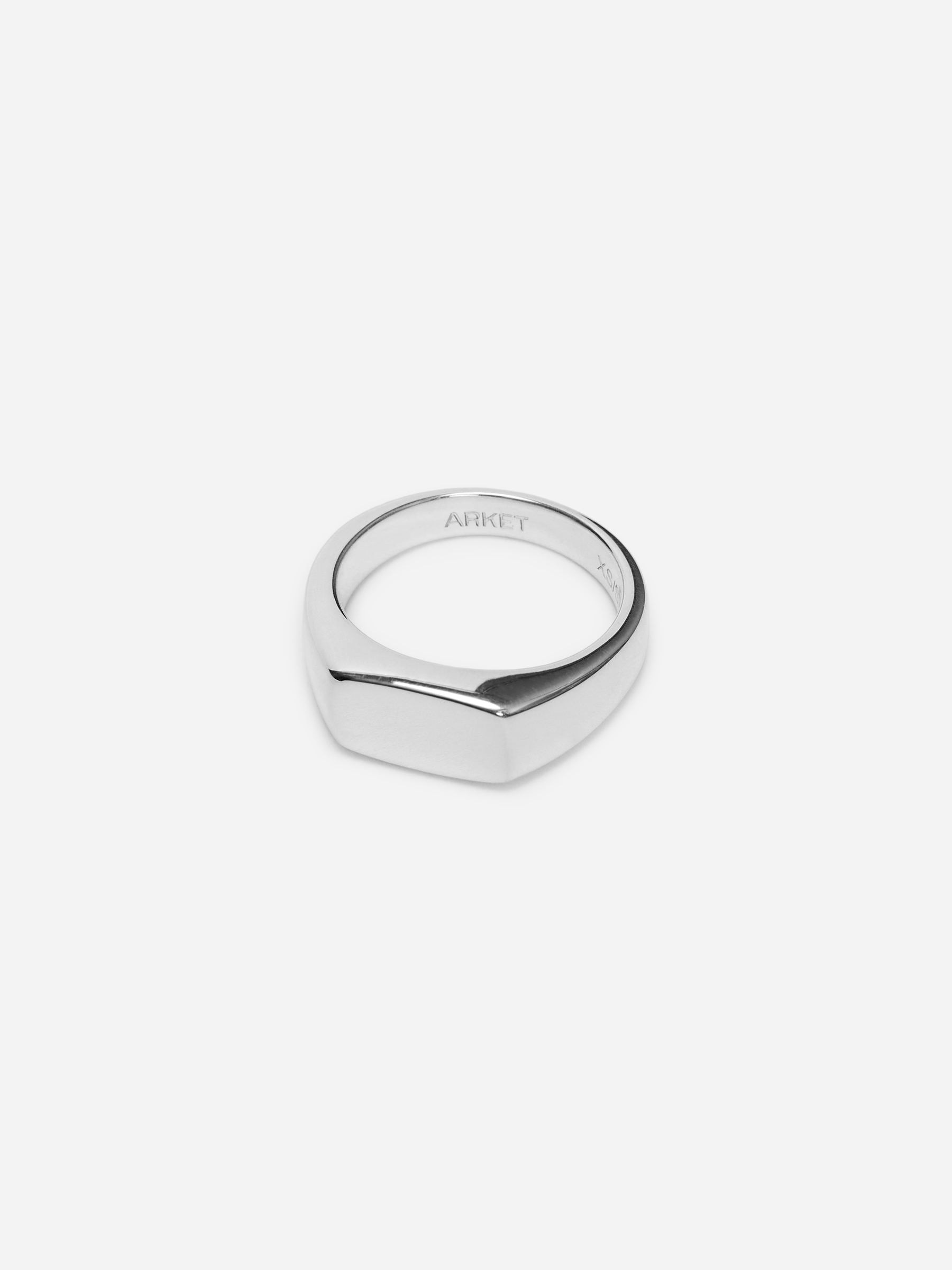 Silver Pinkie Ring - Silver - Men - StillMedia/DescriptiveStillLife - 1