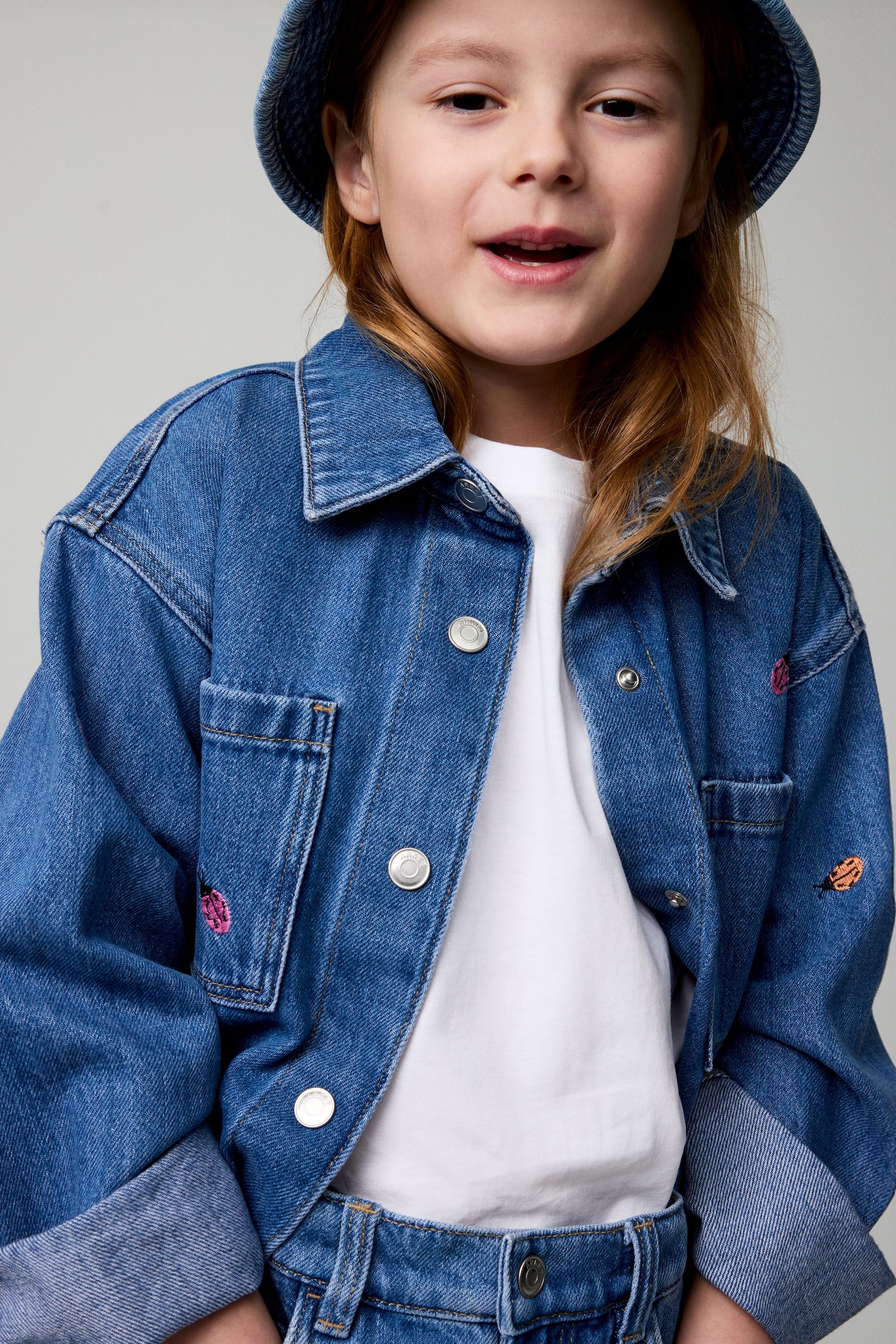 T-skjorte med rund hals, sett med 3 stk. - Hvit/Blå/grønn/grå/Lilla/Gul/Rosa/Hvit/grå/mørkeblå/Oransje/Blå/Grønn/Syrin/Lilla/Rosa - 7