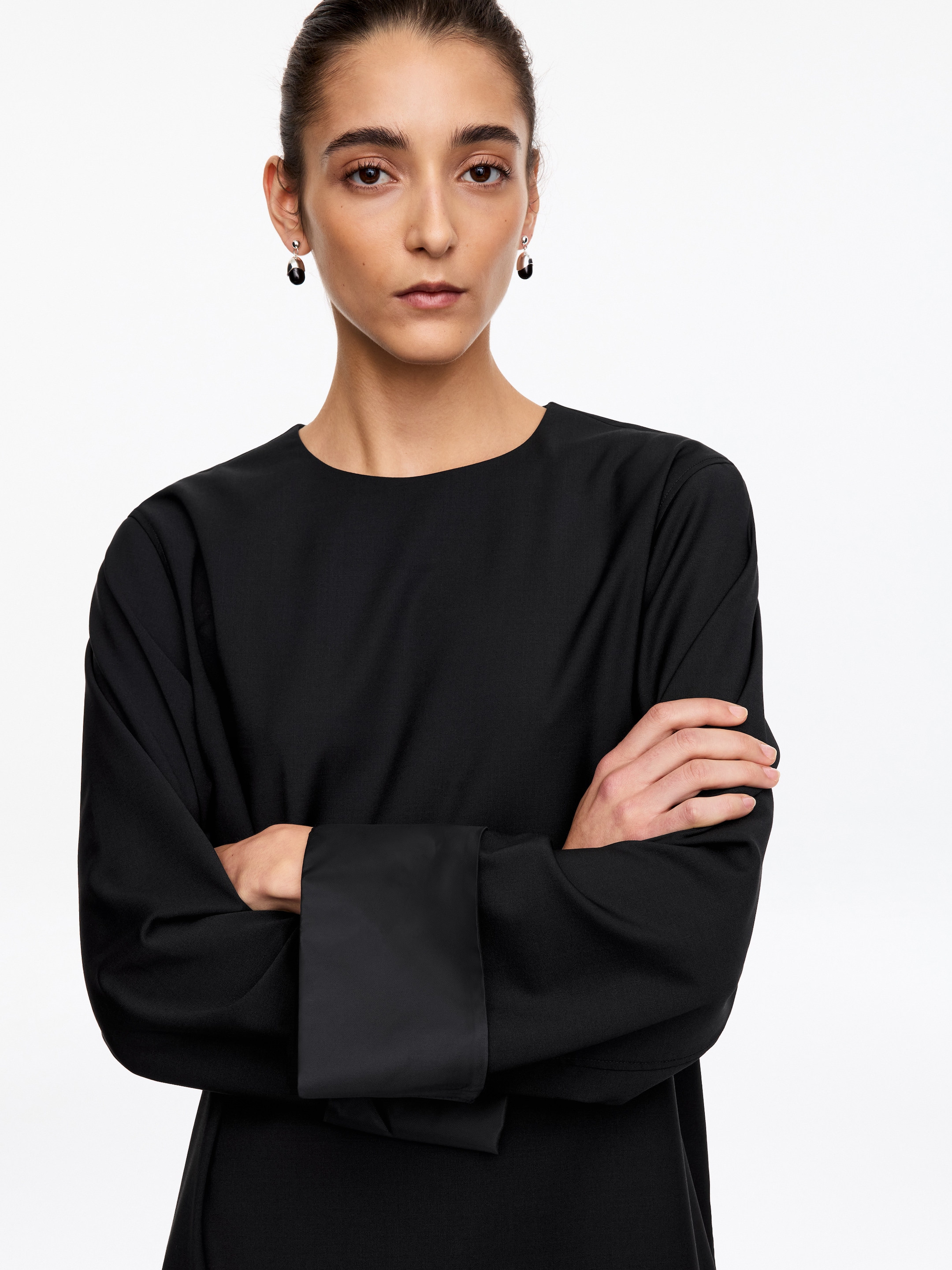 Long-Sleeved Mini Dress - Black - Regular fit - women - StillMedia/Lookbook - 4