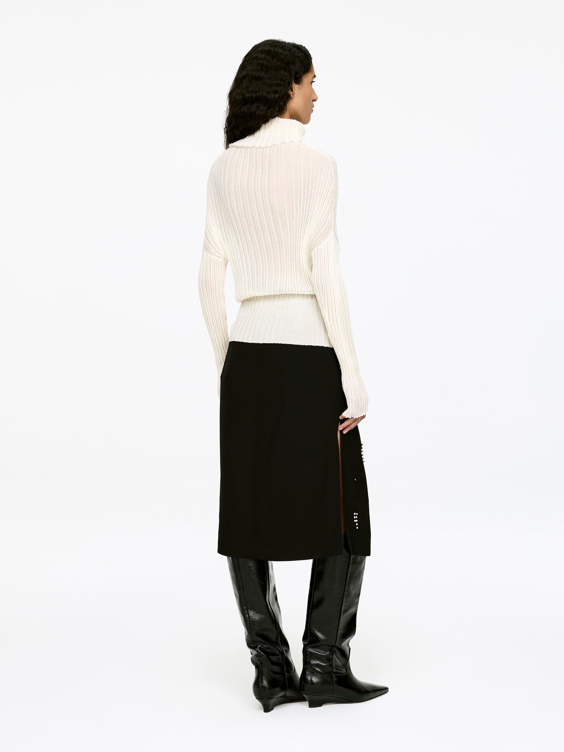 Rib Roll-Neck Top - Off White - Regular fit - Women - StillMedia/Lookbook - 3