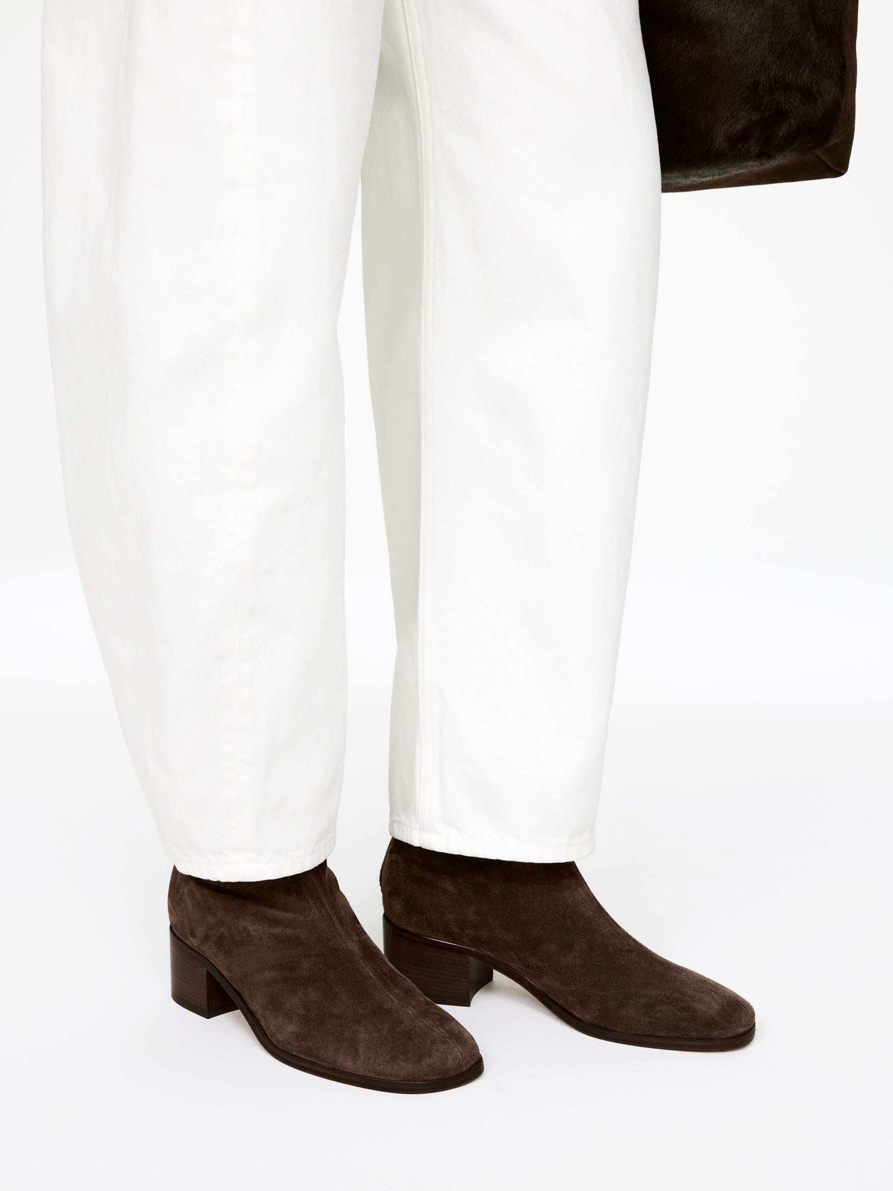 Suede Ankle Boots - Brown - Women - StillMedia/Lookbook - 6