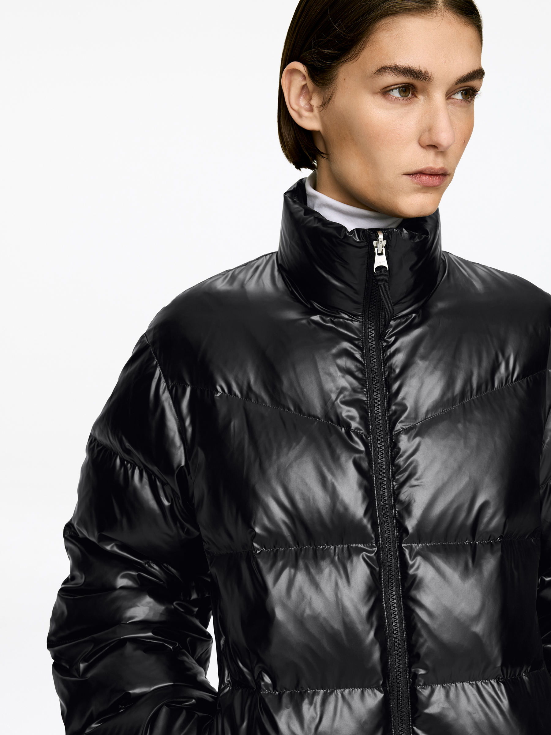 Upcycled Down Long Coat - Black - Slim fit - Women - StillMedia/Lookbook - 4