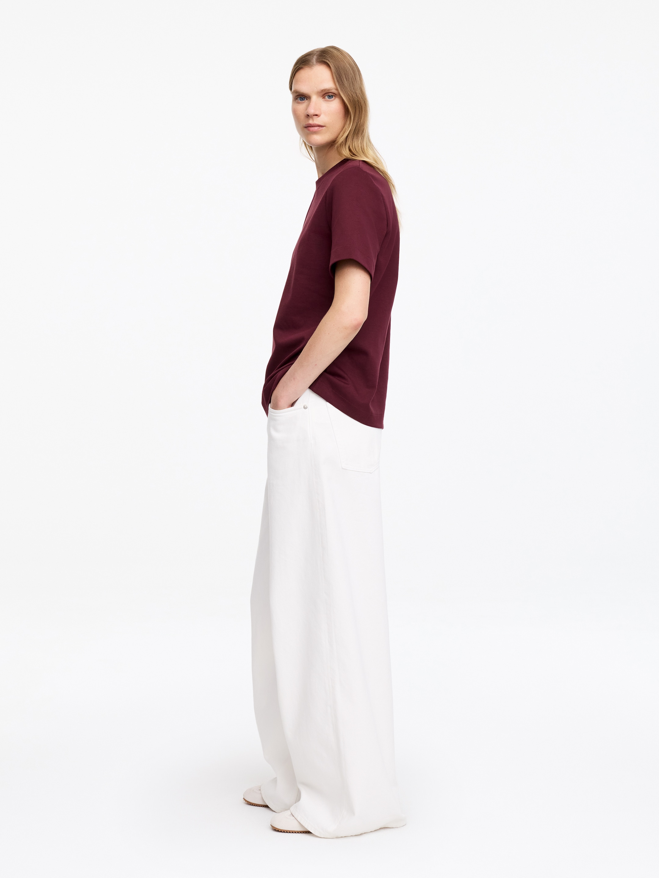 Strukturalny T-shirt Signature - Ciemnoczerwony - Fason normalny - Women - StillMedia/Lookbook - 4