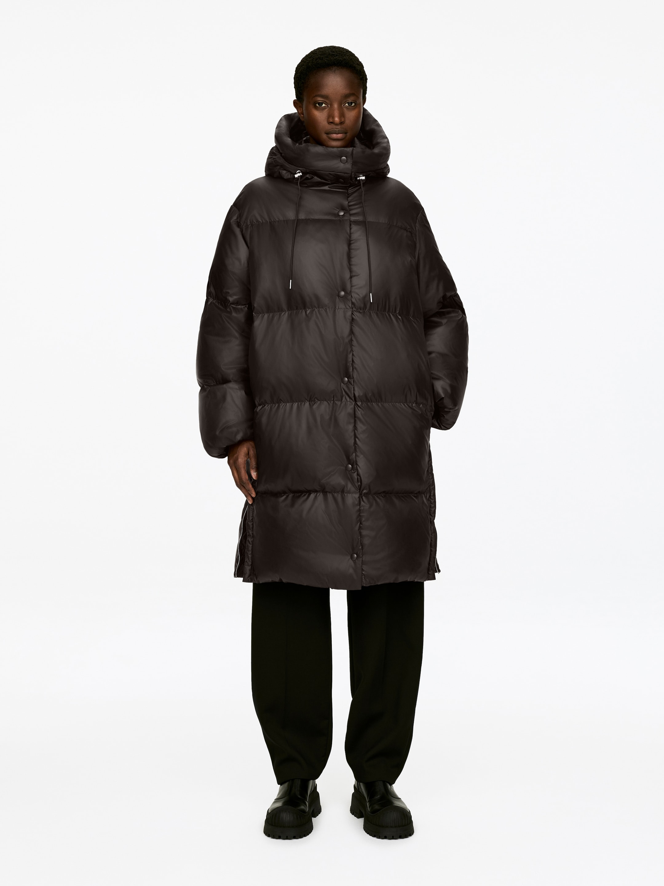 Vezi imaginea mai mare: Palton lung cu puf reciclat - Maro - FEMEI | H&M RO 1