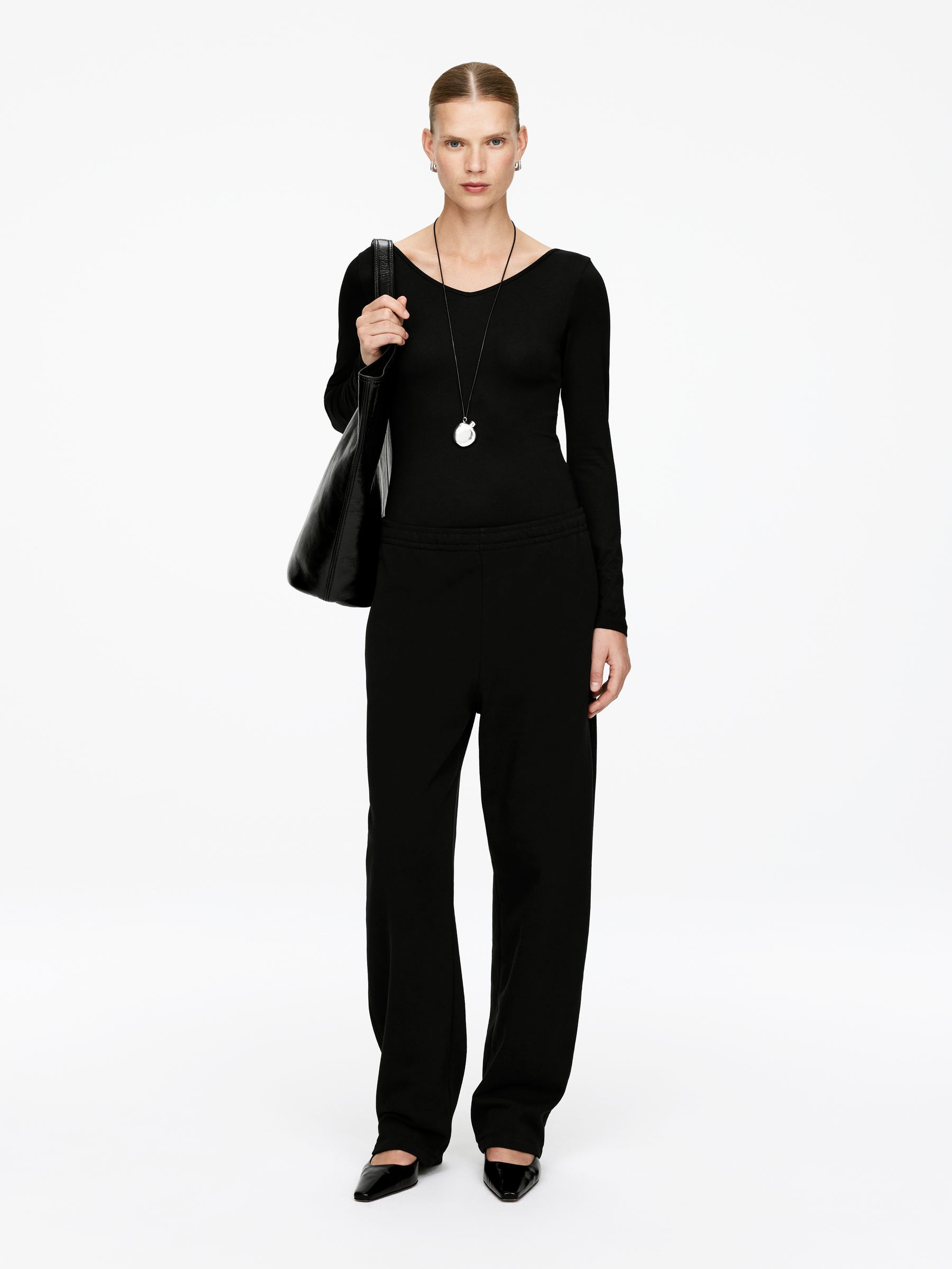 Pantalones de chándal con pernera de barril - Negro - Corte relajado - Women - StillMedia/Lookbook - 5