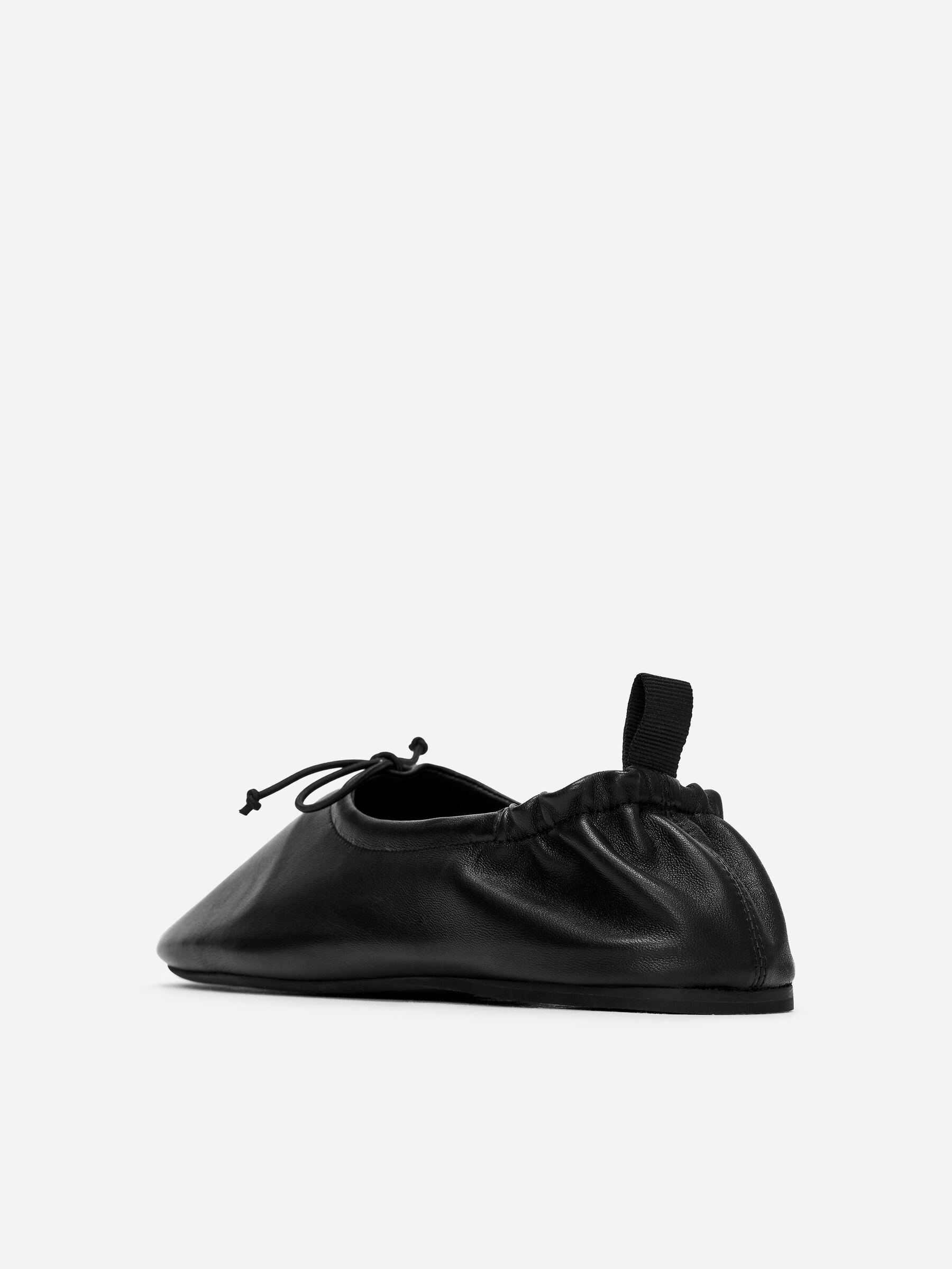 Sporty Leather Ballerinas - Black - Women - StillMedia/DescriptiveStillLife - 3