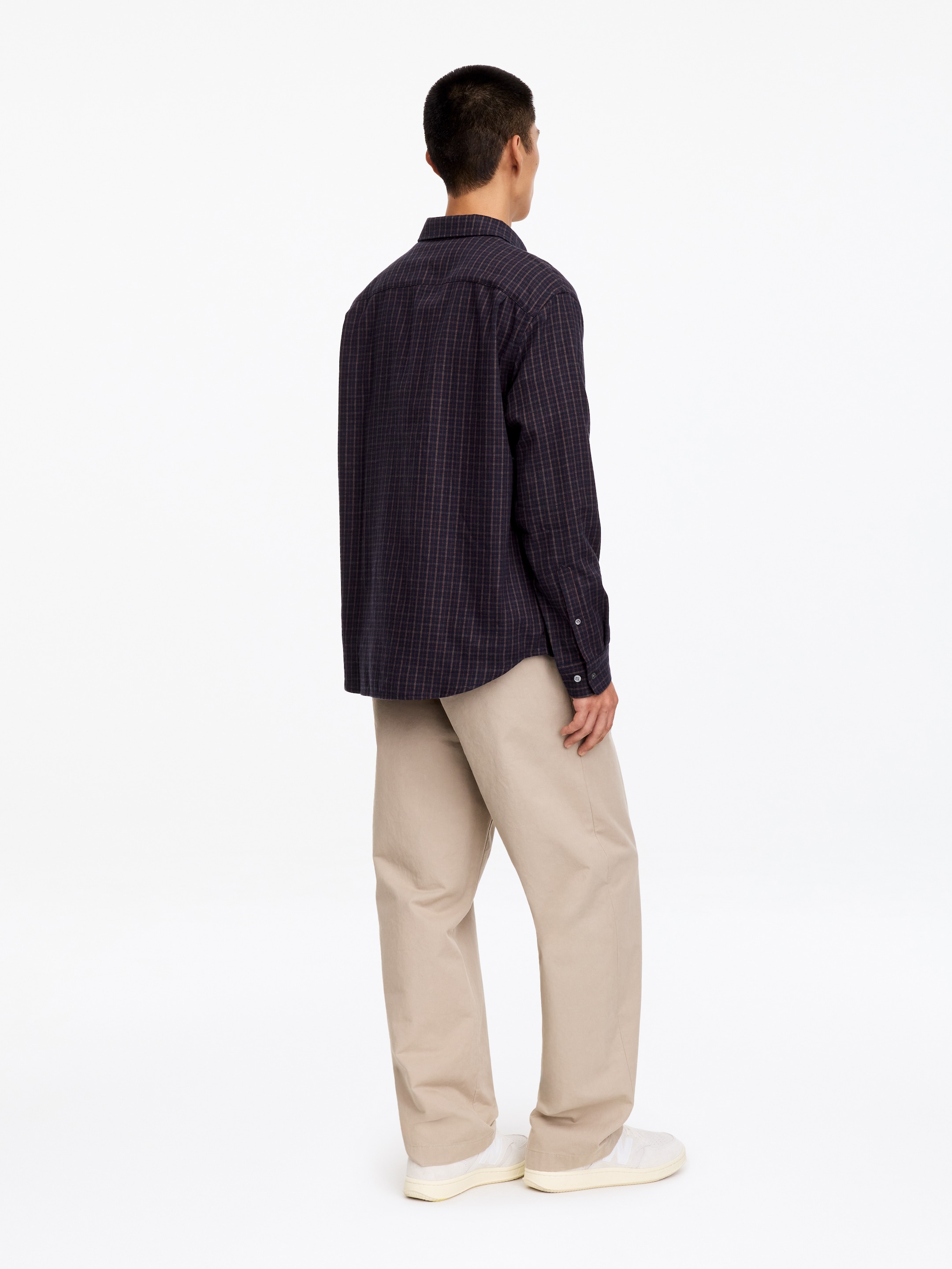 Brushed Flannel Shirt - Checked/Dark Navy - Relaxed fit - men - StillMedia/Lookbook - 2