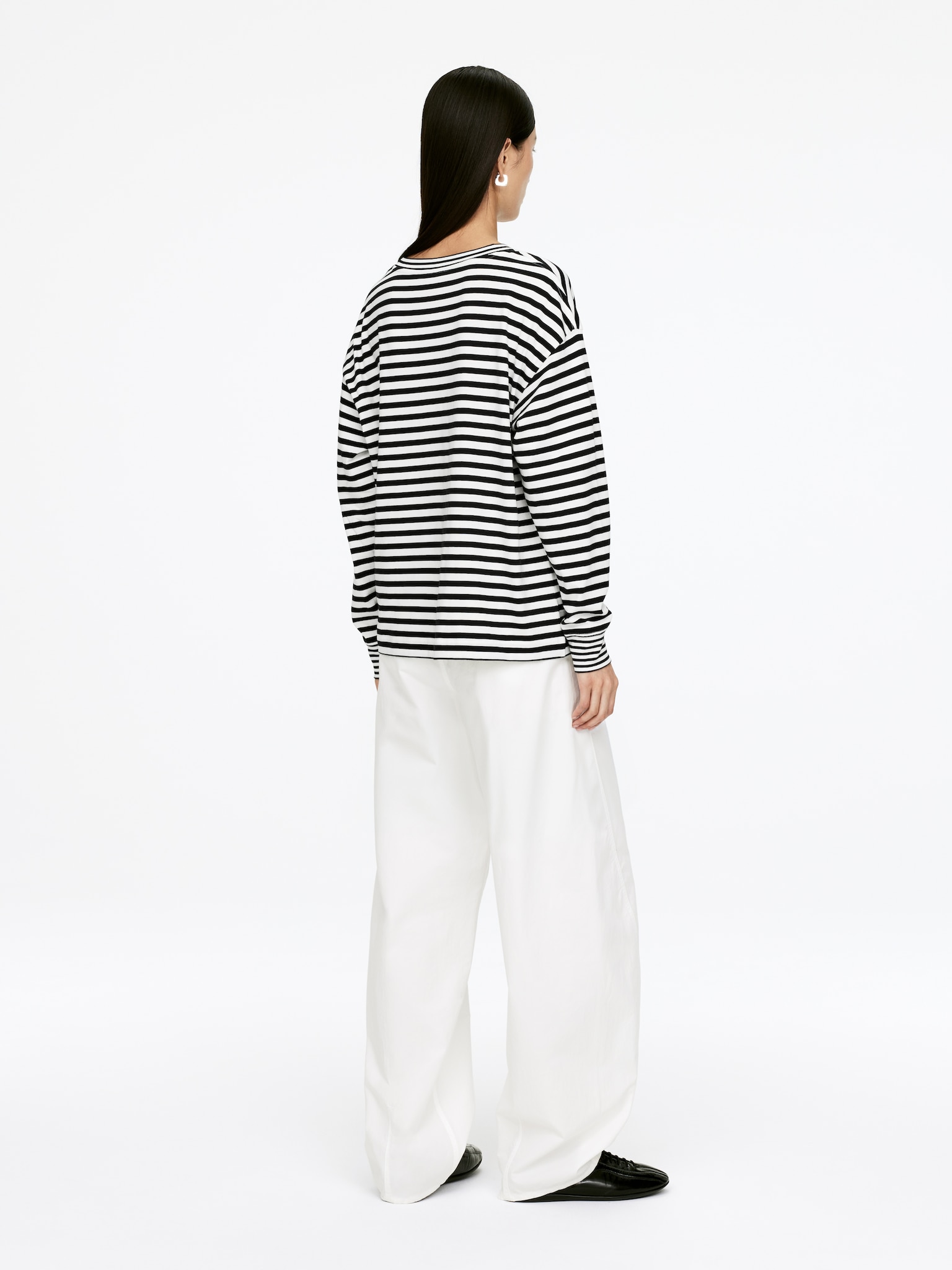 Long-Sleeved T-Shirt - White/Black/White - 5