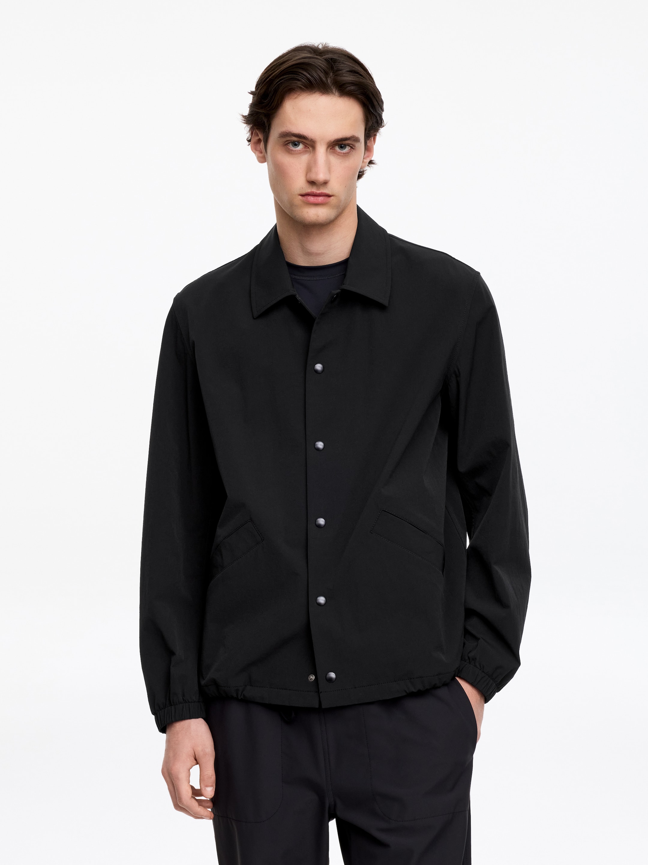 ARKET ACTIVE Coach Jacket - Black - Regular fit - Men - StillMedia/Lookbook - 6