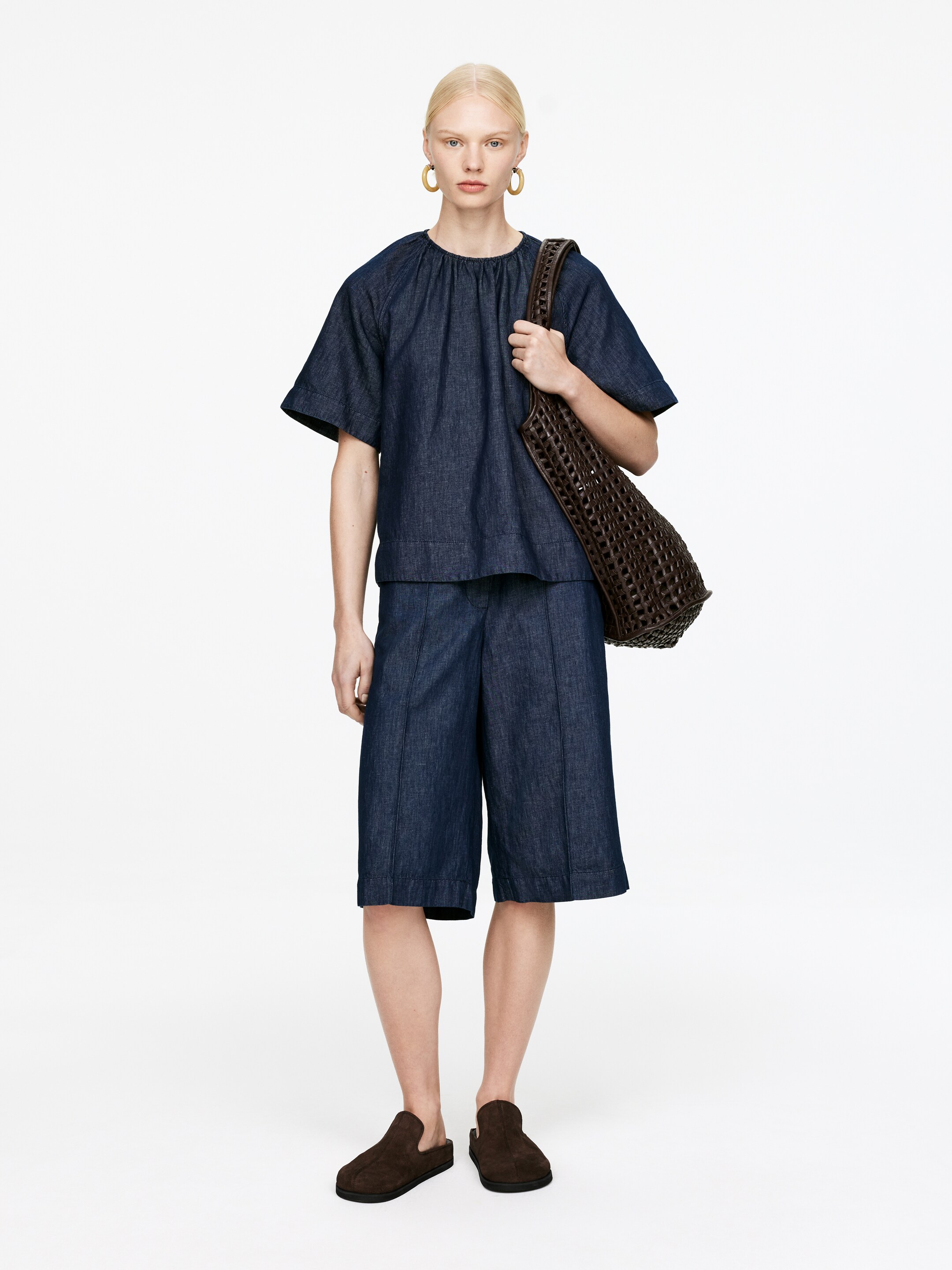 Visa större bild: Mules i mocka - Brun - DAM | H&M FI 2