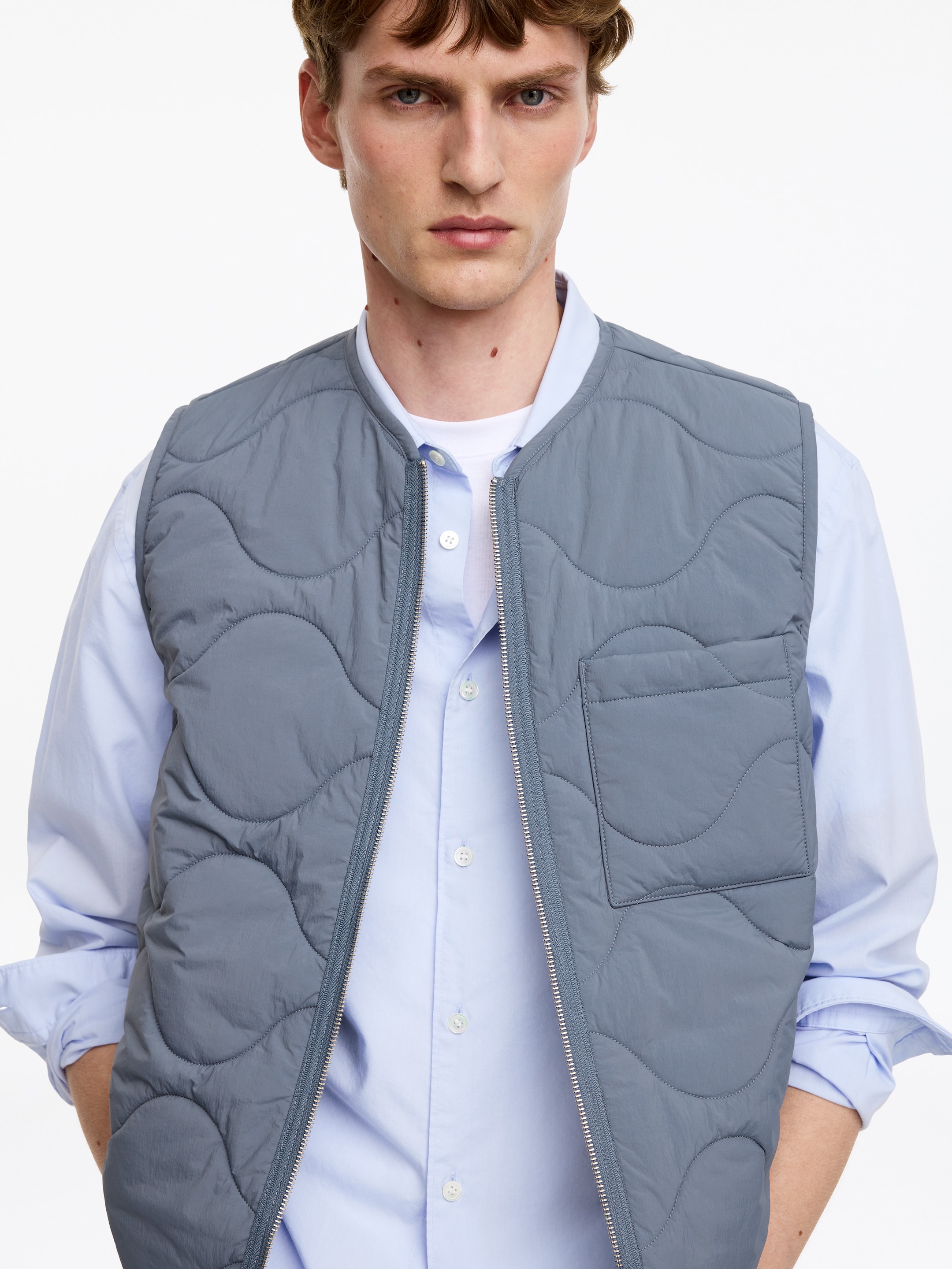 2-in-1 Quilted Liner Vest - Blueish Grey - Regular fit - Men - StillMedia/Lookbook - 3