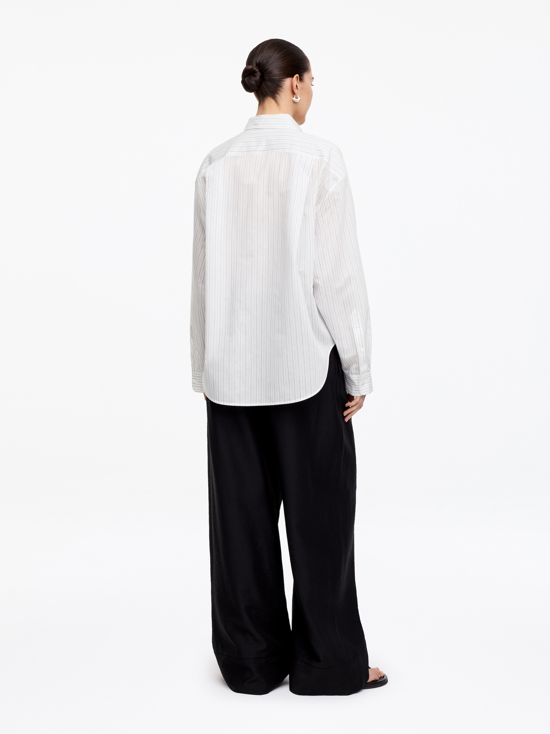 Cotton-Silk Shirt - White/Black - Loose fit - Women - StillMedia/Lookbook - 3