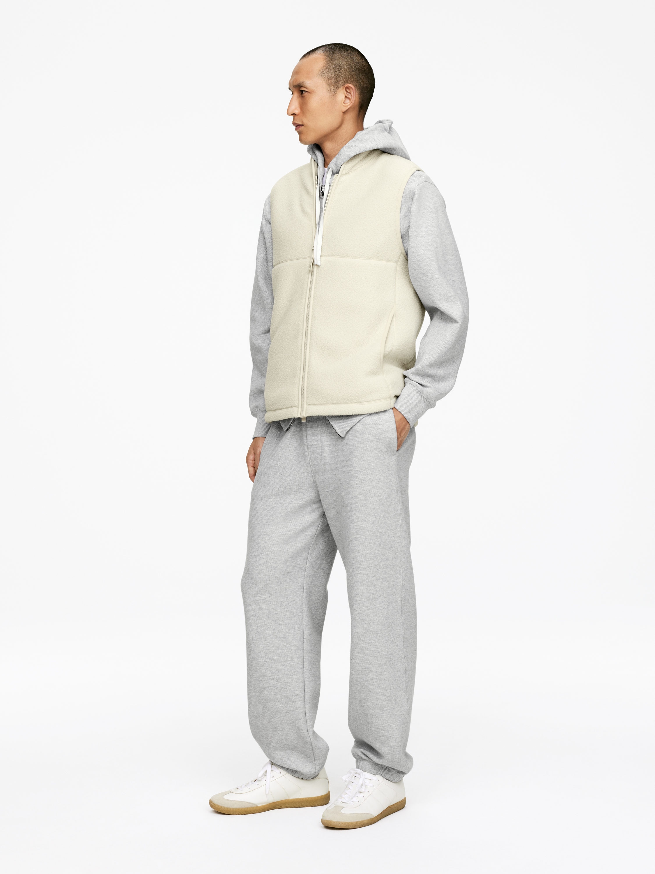 Active Fleece Vest - Beige - Regular fit - Men - StillMedia/Lookbook - 12