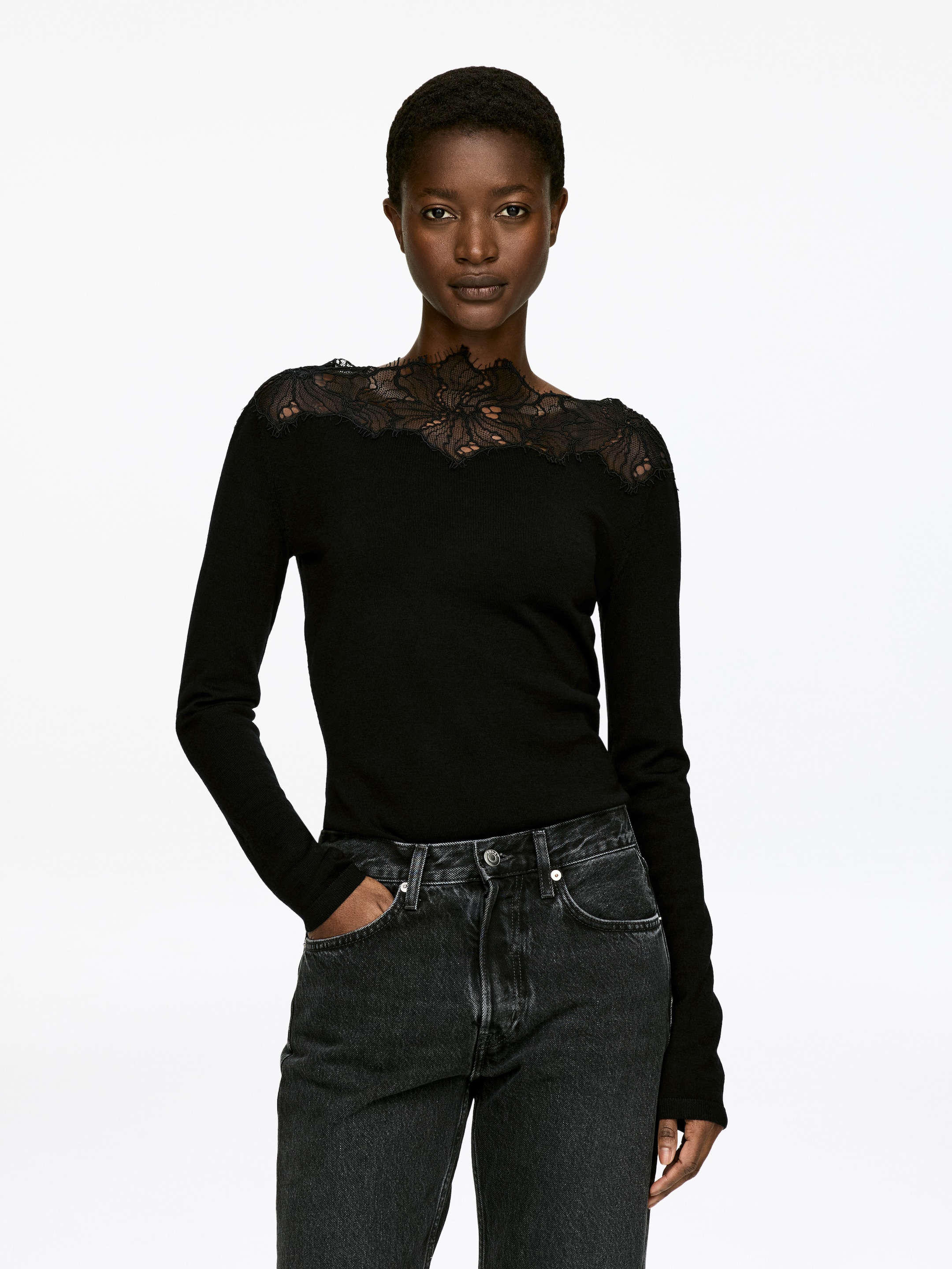 Visualizza immagine più grande: Maglia con dettagli in pizzo - Nero - DONNA | H&M IT 1