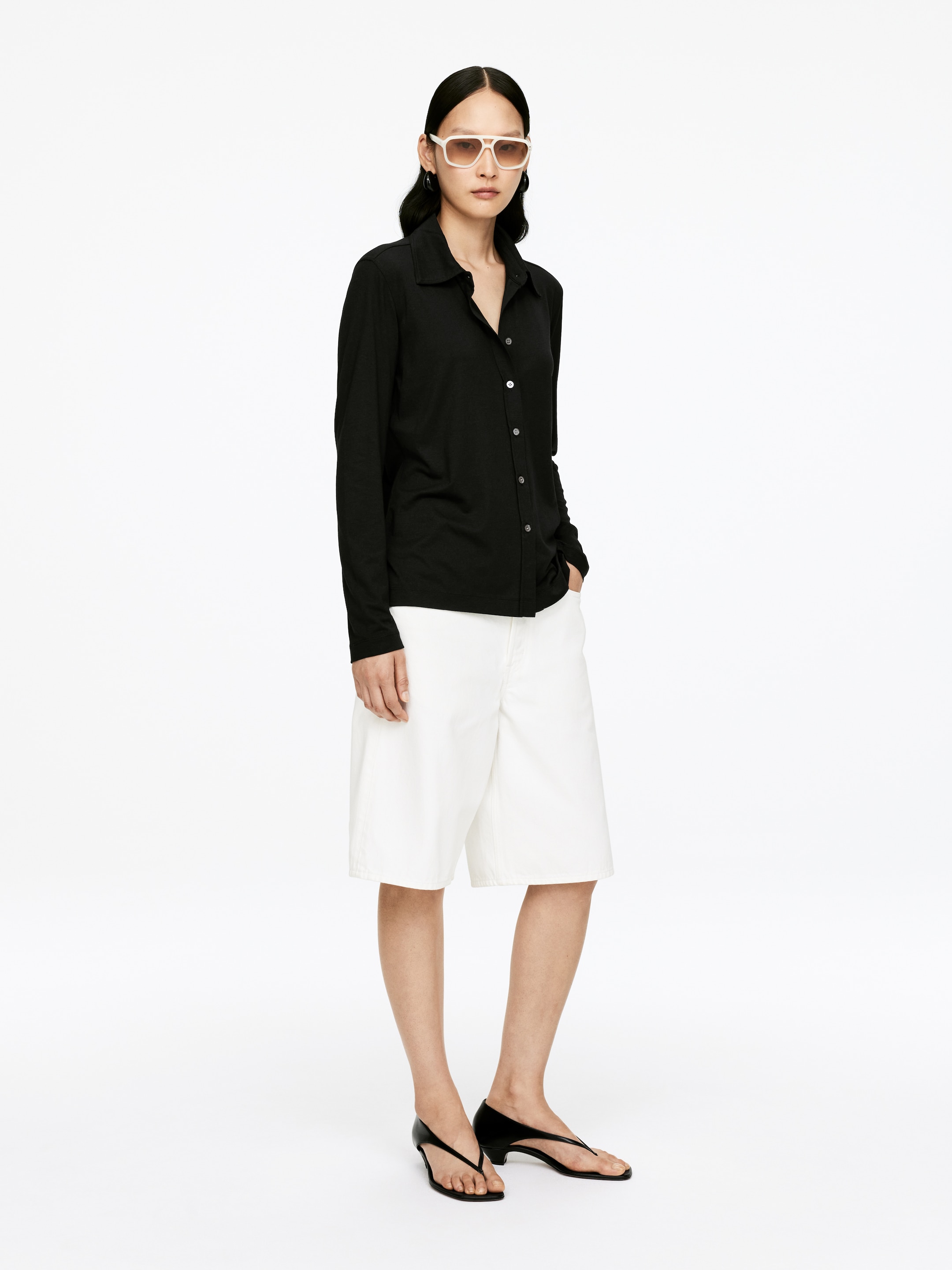 Se større billede: Skjorte i lyocell-blend - Black - DAME | H&M DK 2