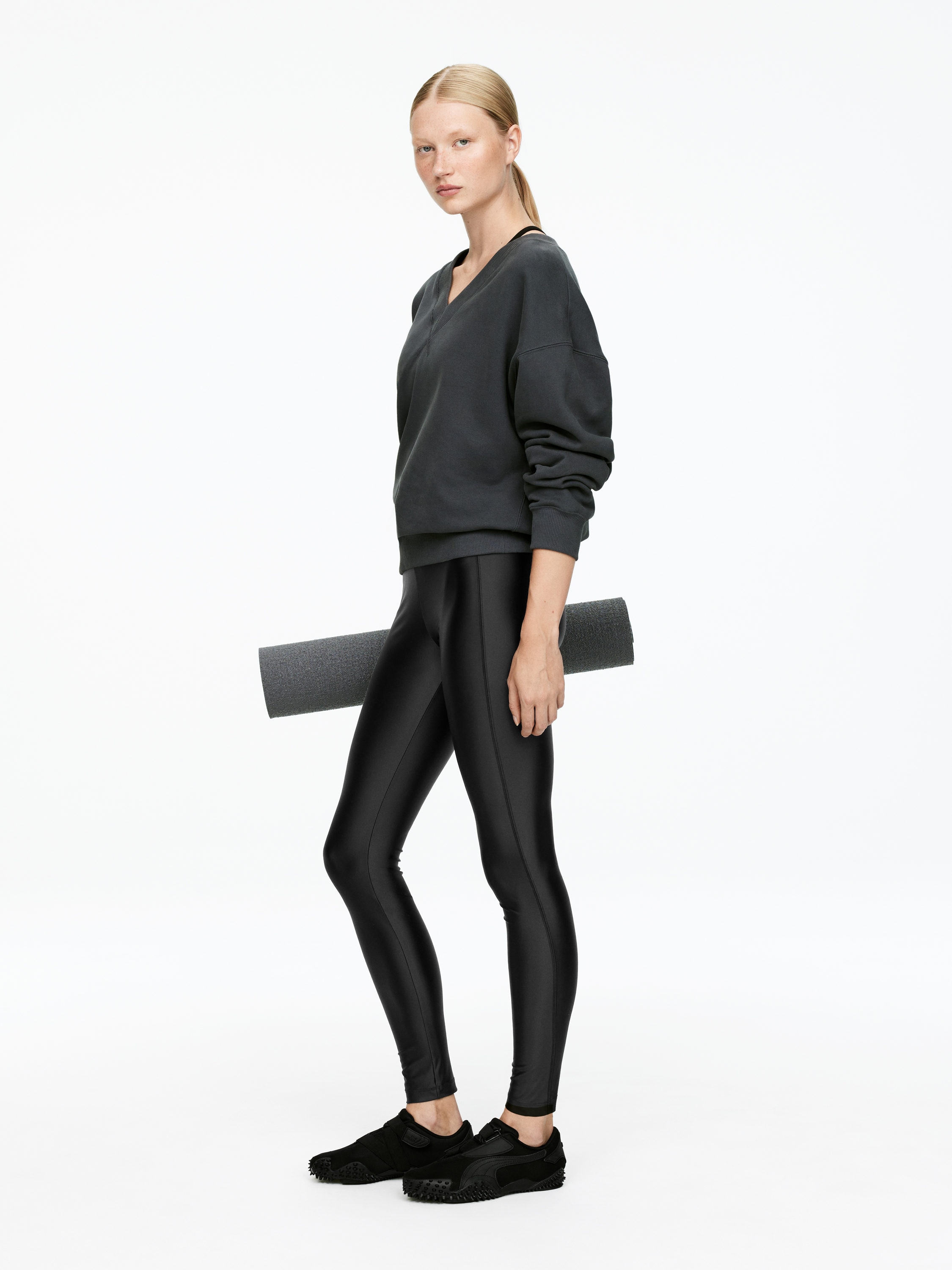 Shiny Leggings - Black - Women - StillMedia/Lookbook - 5