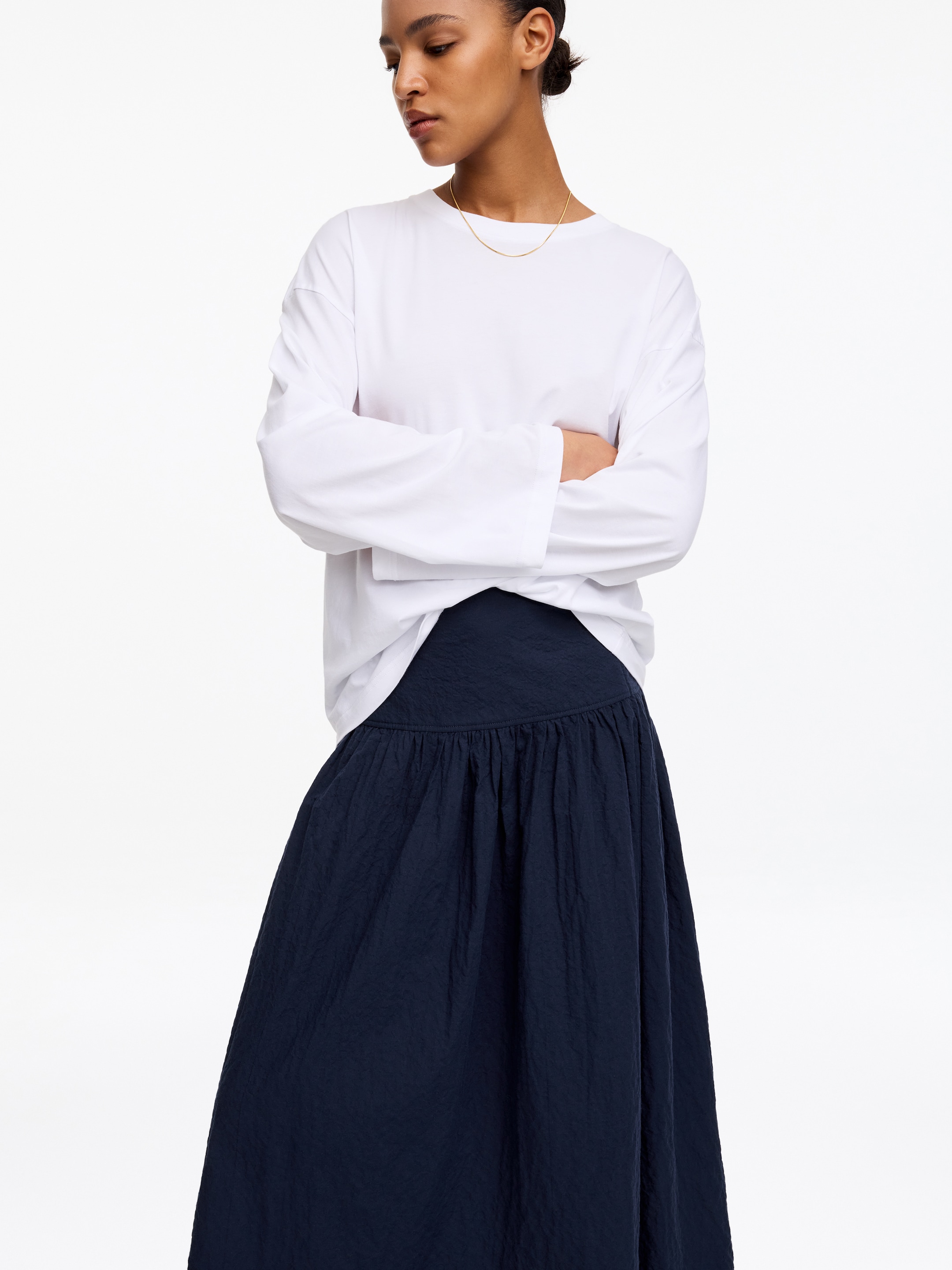 Midirock aus Seersucker - Dunkelblau - Regular Fit - Damen - StillMedia/Lookbook - 2