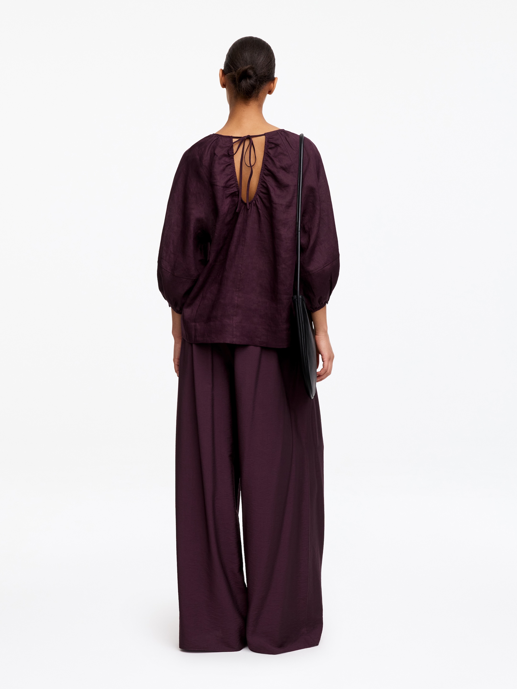 Draperad linneblus - Purple - Loose fit - Women - StillMedia/Lookbook - 4