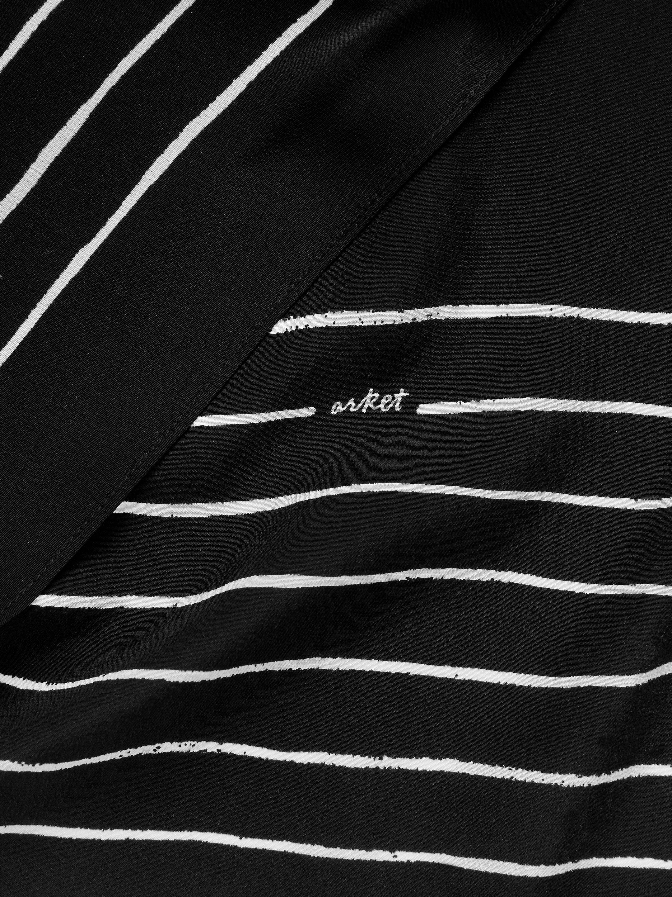 Visa större bild: Sidenscarf - Svart/vit - DAM | H&M SE 5
