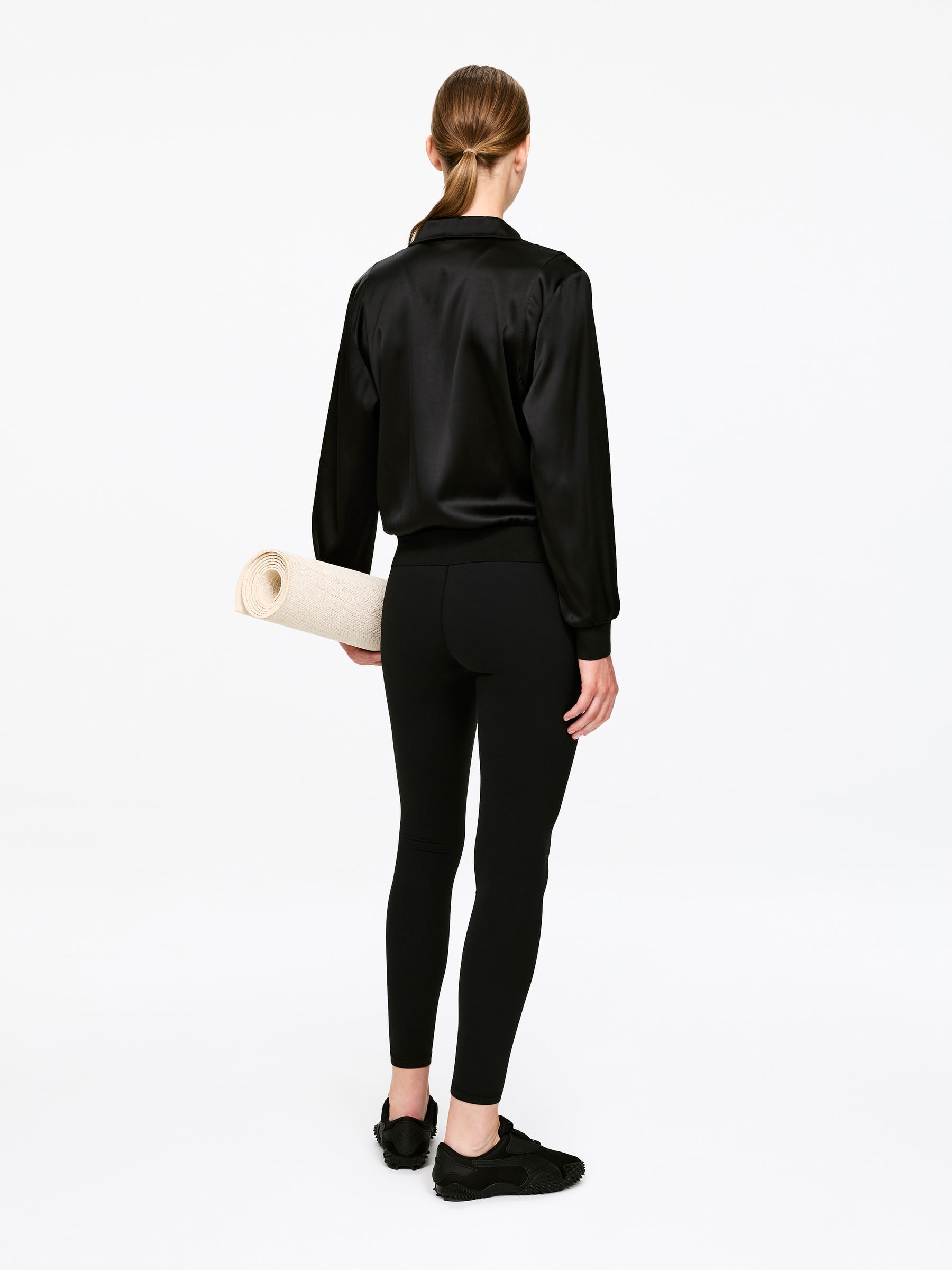 Satinjacka med krage - Svart - Slim fit - Women - StillMedia/Lookbook - 5