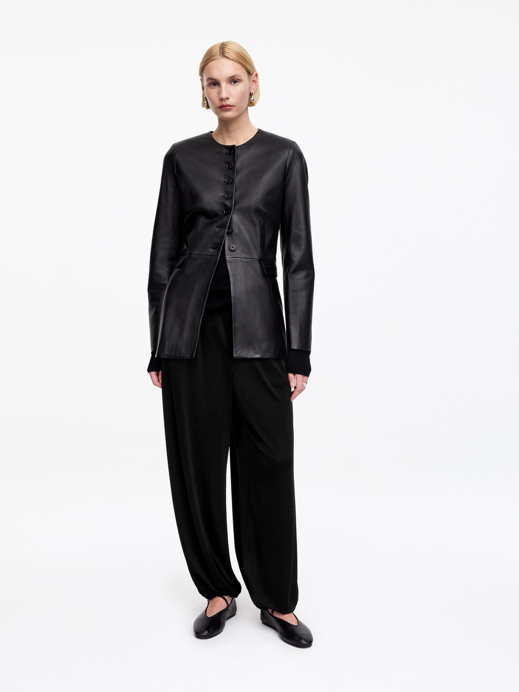 Hose mit Ballonschnitt - Schwarz - Regular Fit - Women - StillMedia/Lookbook - 9