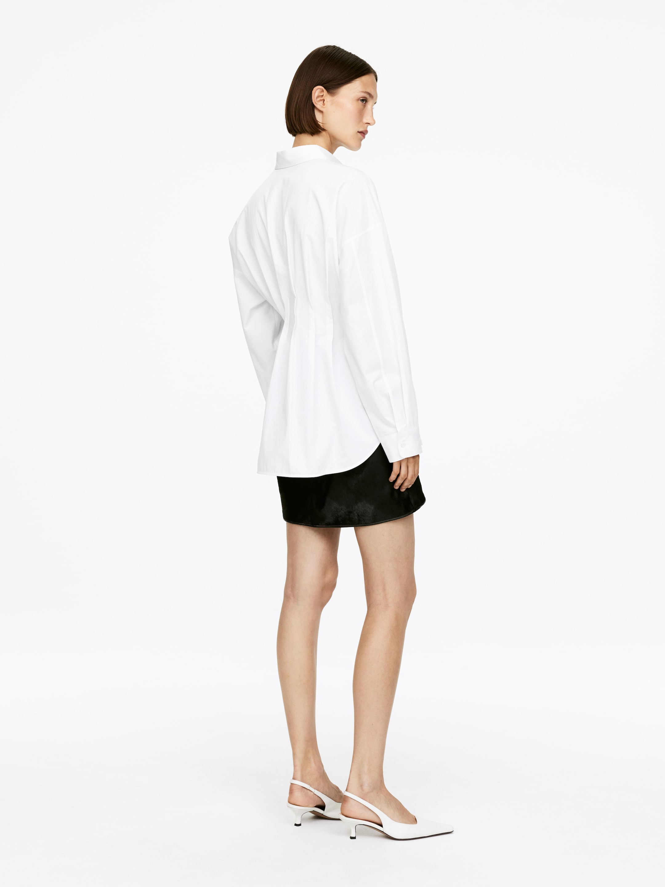 Visa större bild: Blus med veck - Vit - DAM | H&M SE 3