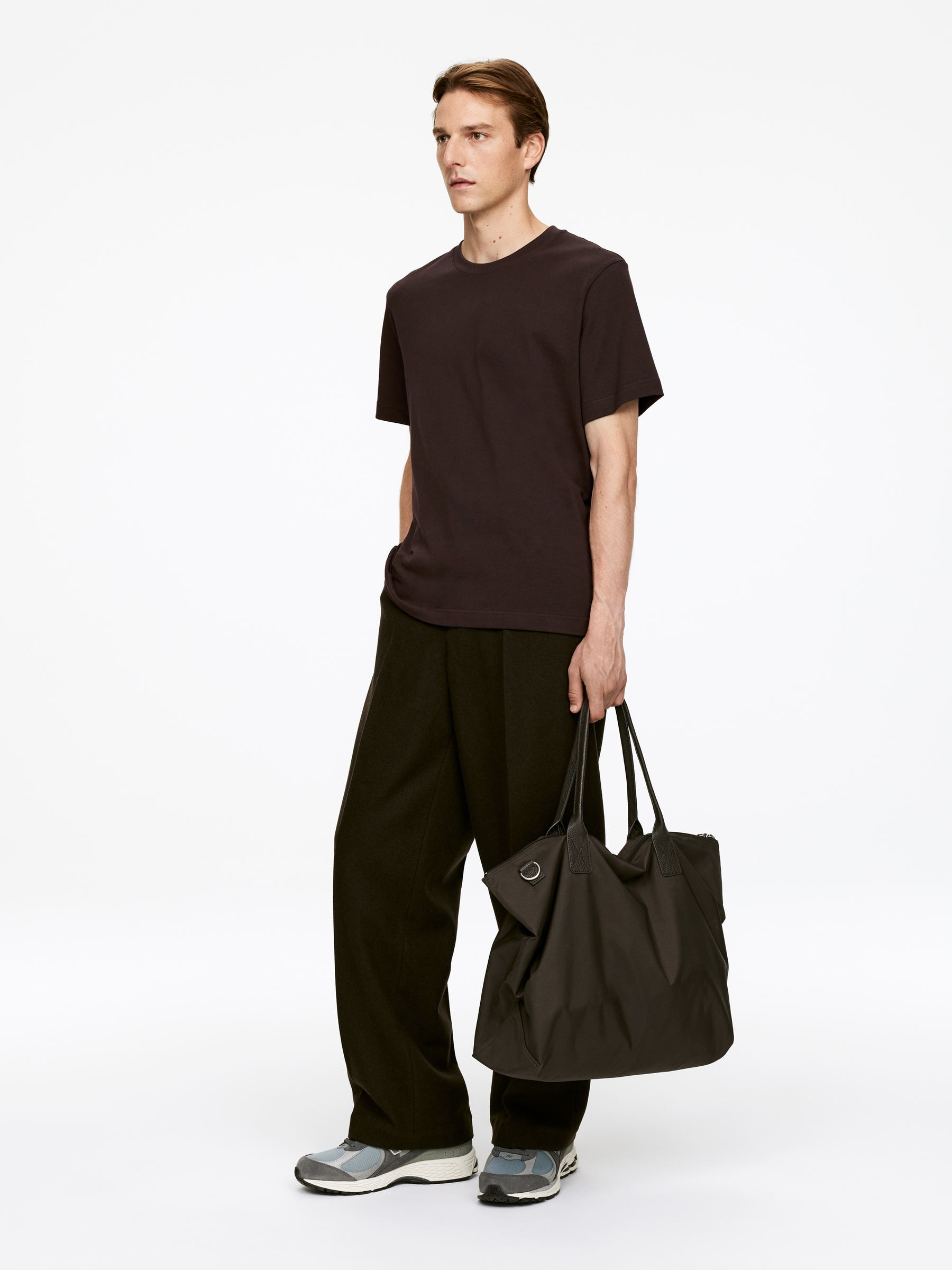 220 GSM Relaxed T-Shirt - Dark Brown - Regular fit - Men - StillMedia/Lookbook - 2