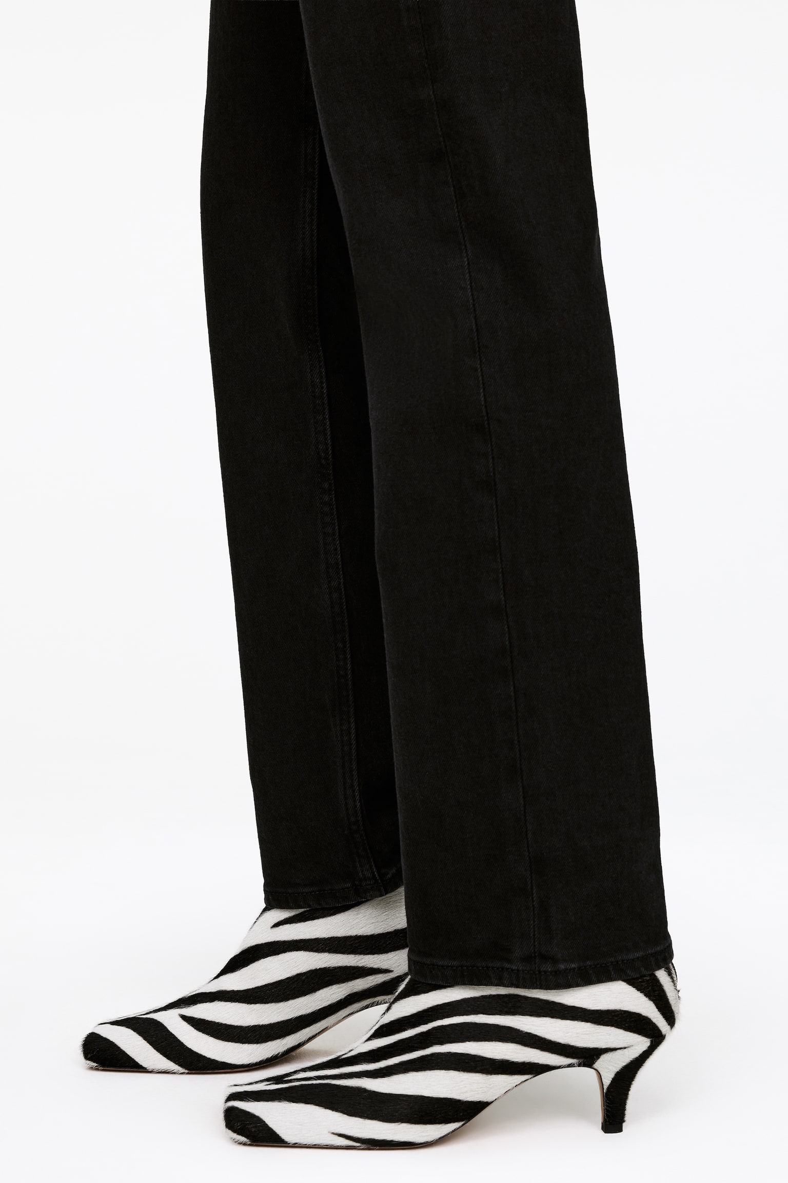 Buty za kostkę we wzór zebry - Biały/czarny/wzór pasków zebry - 2