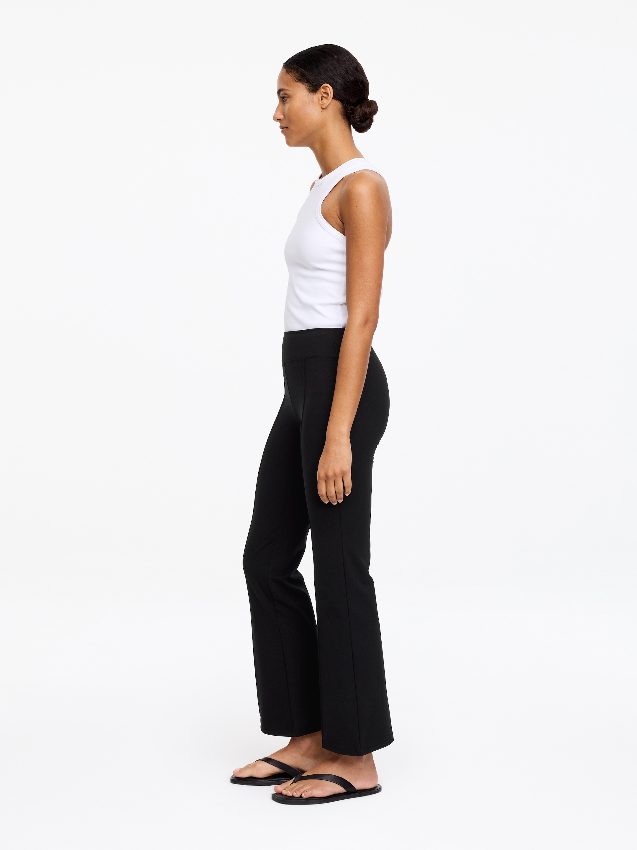 Cropped Leggings - Black - Women - StillMedia/Lookbook - 5