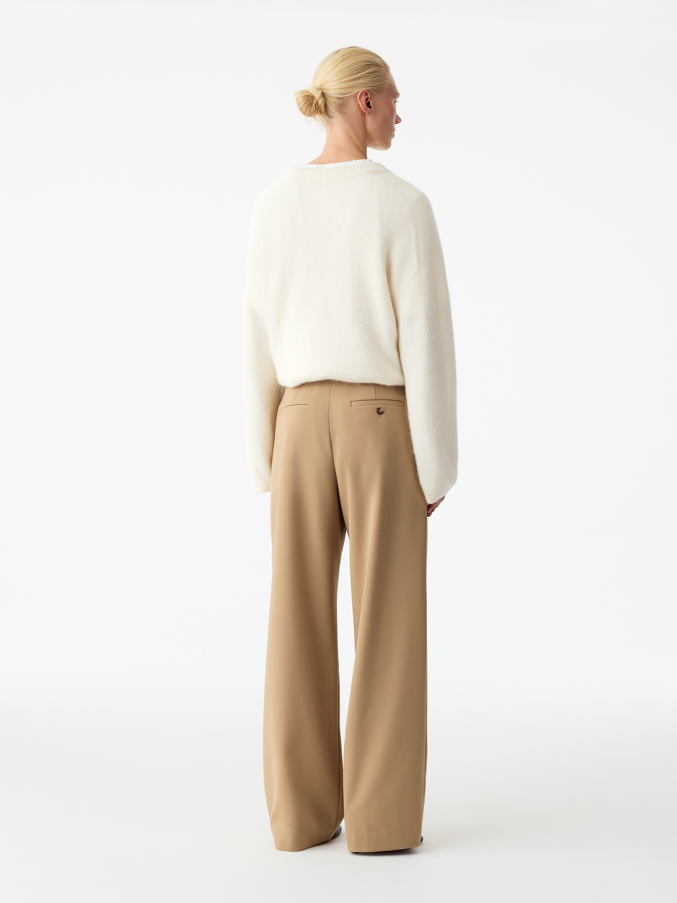 Elegante Hose aus Wollmischung - Beige - Relaxed Fit - women - StillMedia/Lookbook - 7