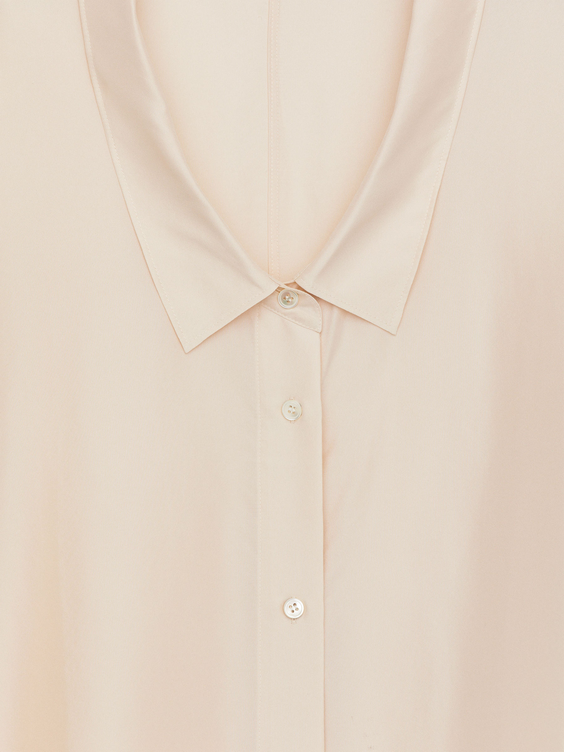 Scoop-Neck Silk Blouse - Off White - Regular fit - Women - StillMedia/DescriptiveStillLife - 1