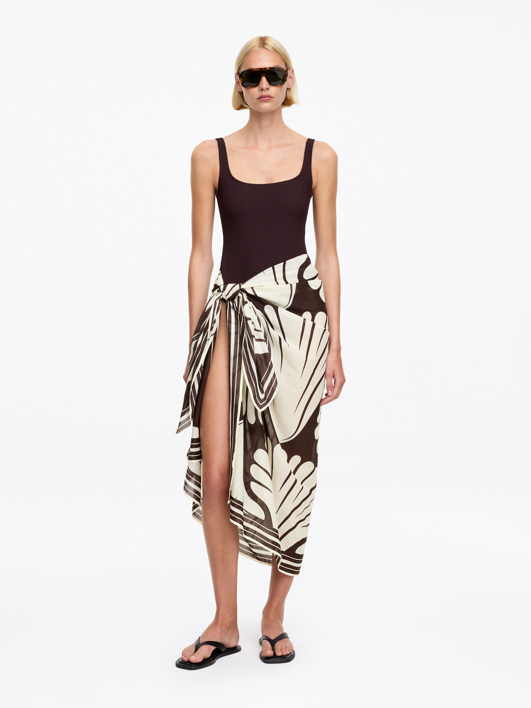 Wrap Beach Sarong - Dark Brown - Regular fit - Women - StillMedia/Lookbook - 4
