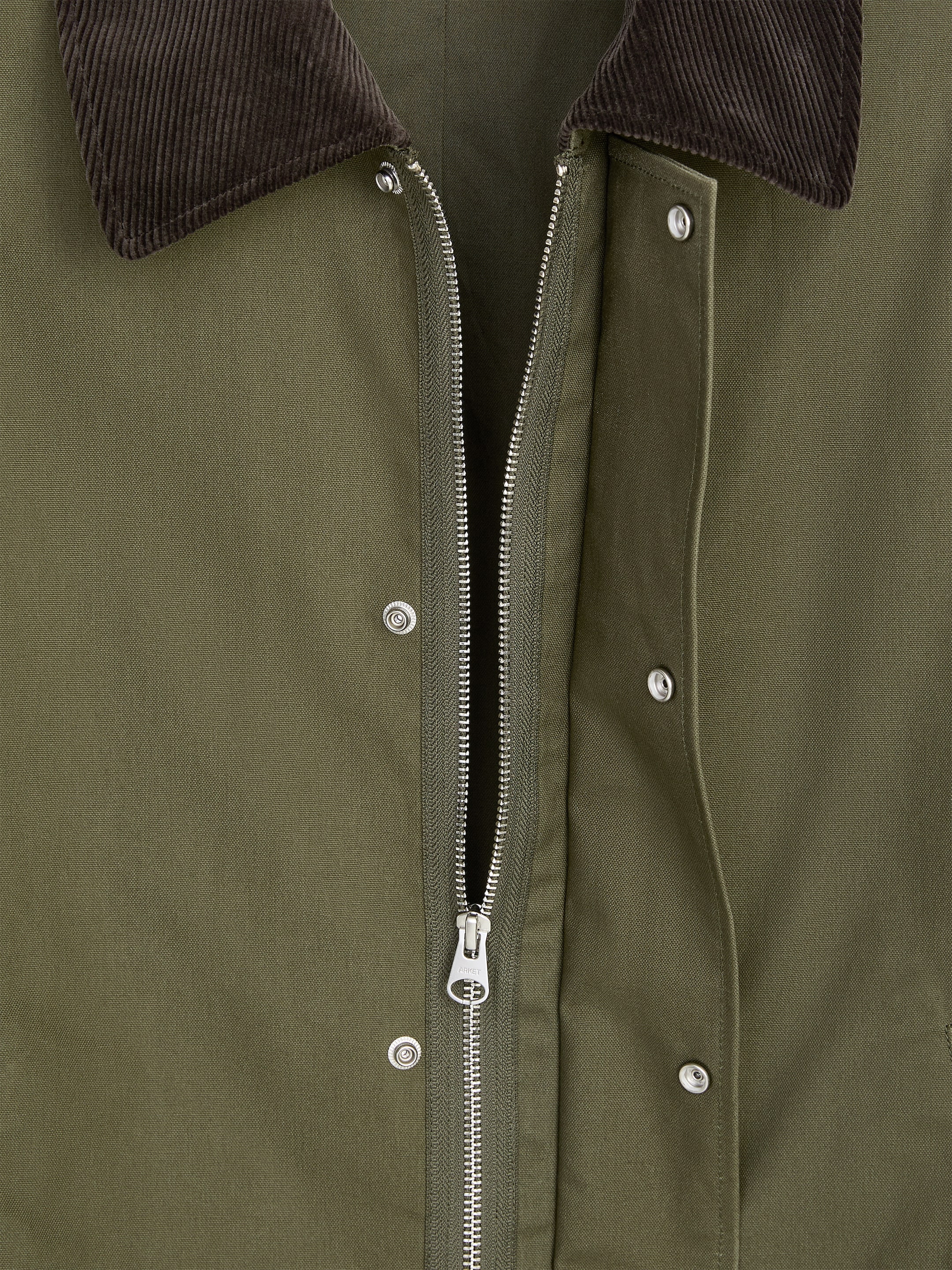 Short Waxed Jacket - Khaki Green - Regular fit - men - StillMedia/DescriptiveStillLife - 1