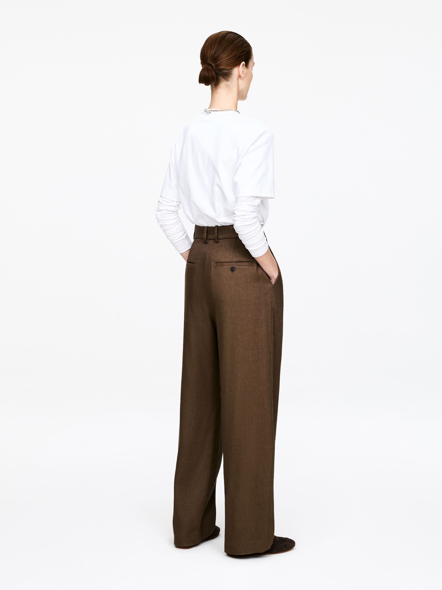 Wide Tailored Trousers - Dark Beige - Loose fit - Women - StillMedia/Lookbook - 3