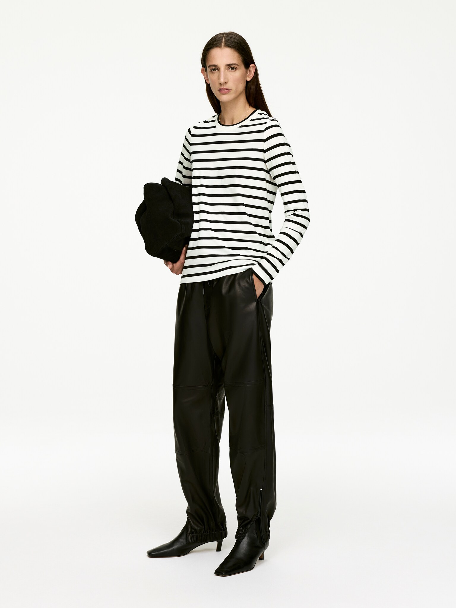 IRIS Signature Long-Sleeve T-Shirt - Off White/Black/Pink/Black/Grey/Off White/Rust/White - 5