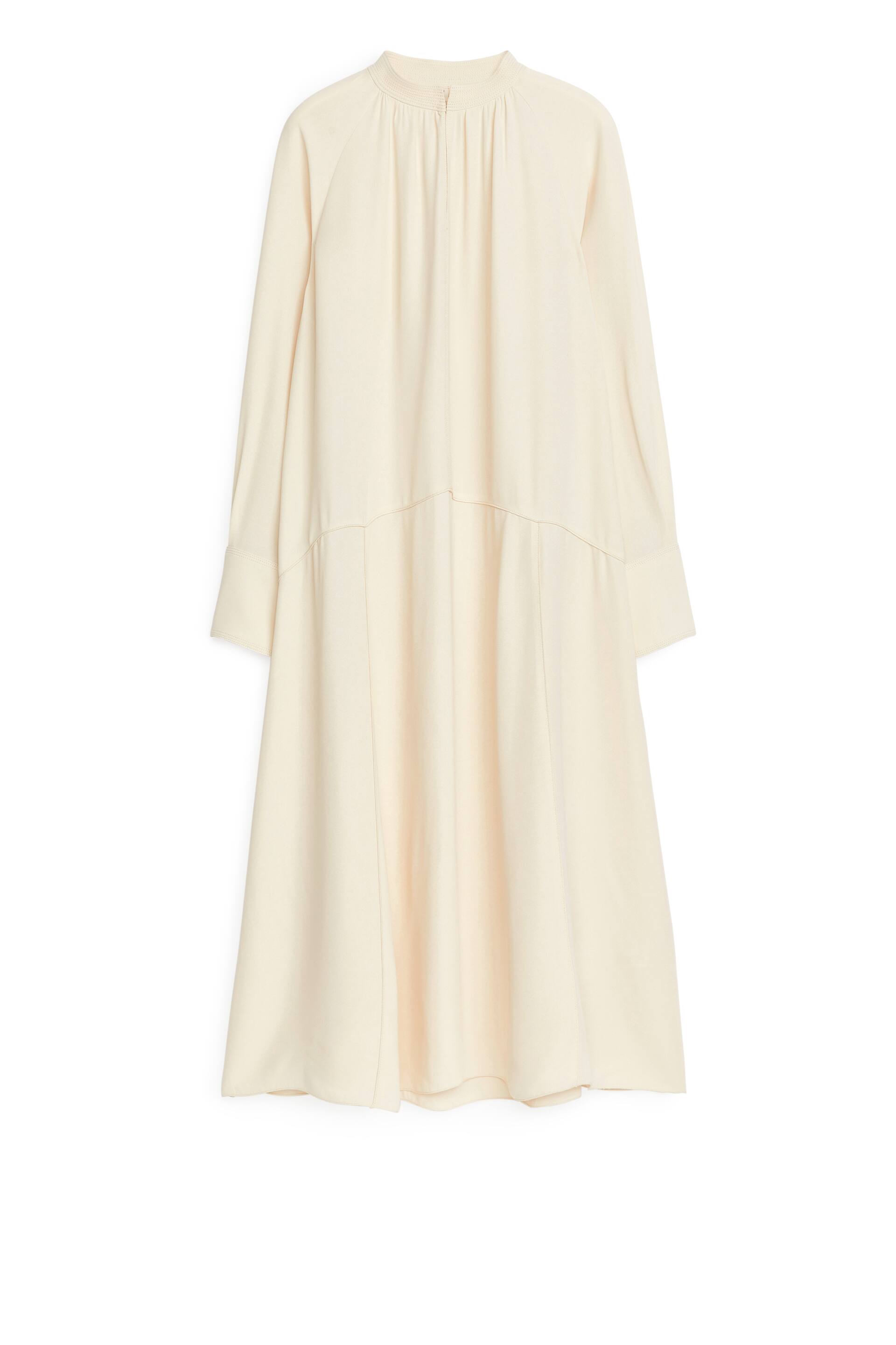 Visa större bild: Långärmad maxiklänning - Off-white - DAM | H&M SE 1