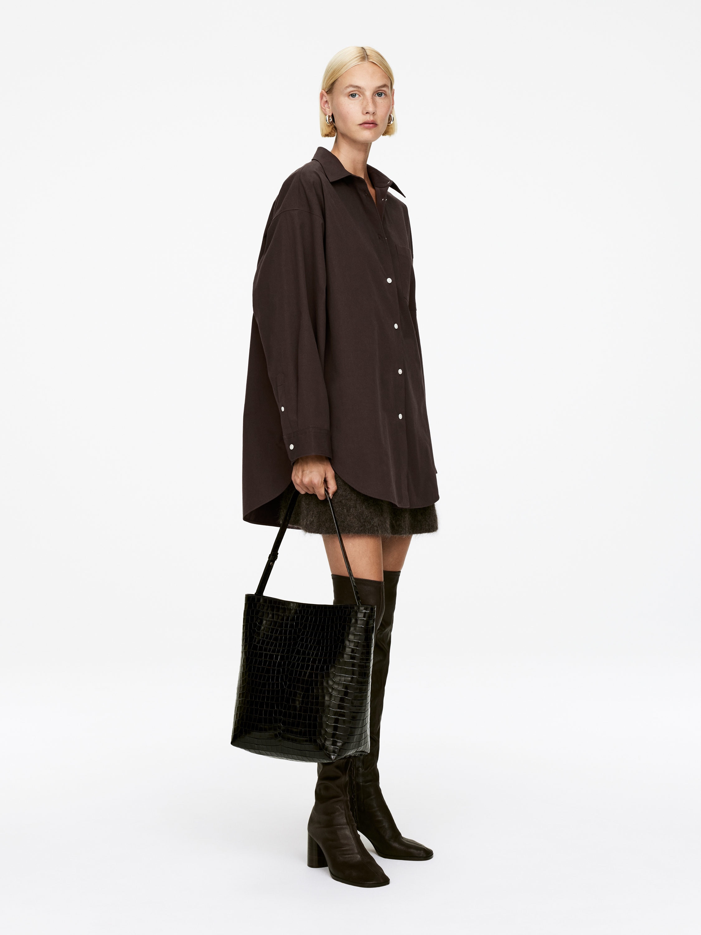 Batwing-Sleeve Shirt - Brown - Oversized - Women - StillMedia/Lookbook - 5