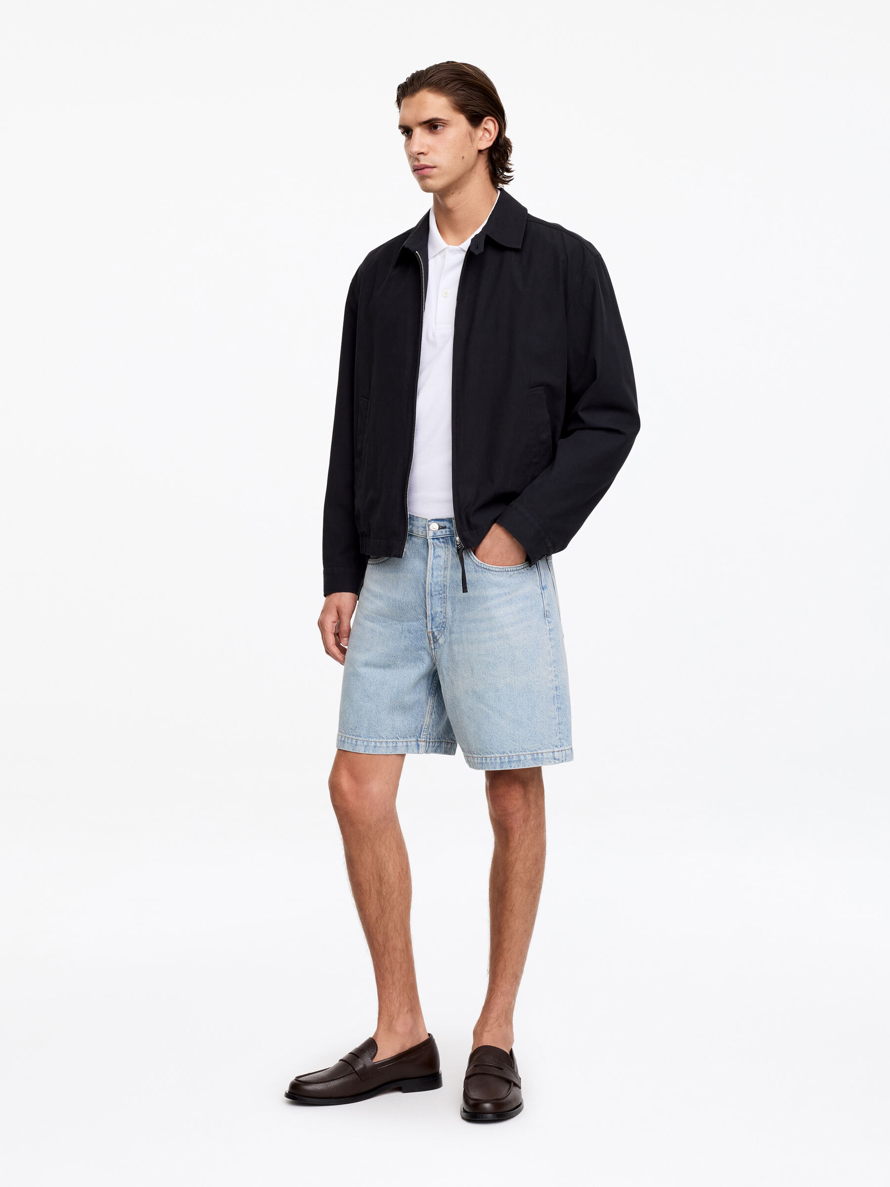 Relaxed Denim Shorts - Washed Blue - Relaxed fit - Men - StillMedia/Lookbook - 7