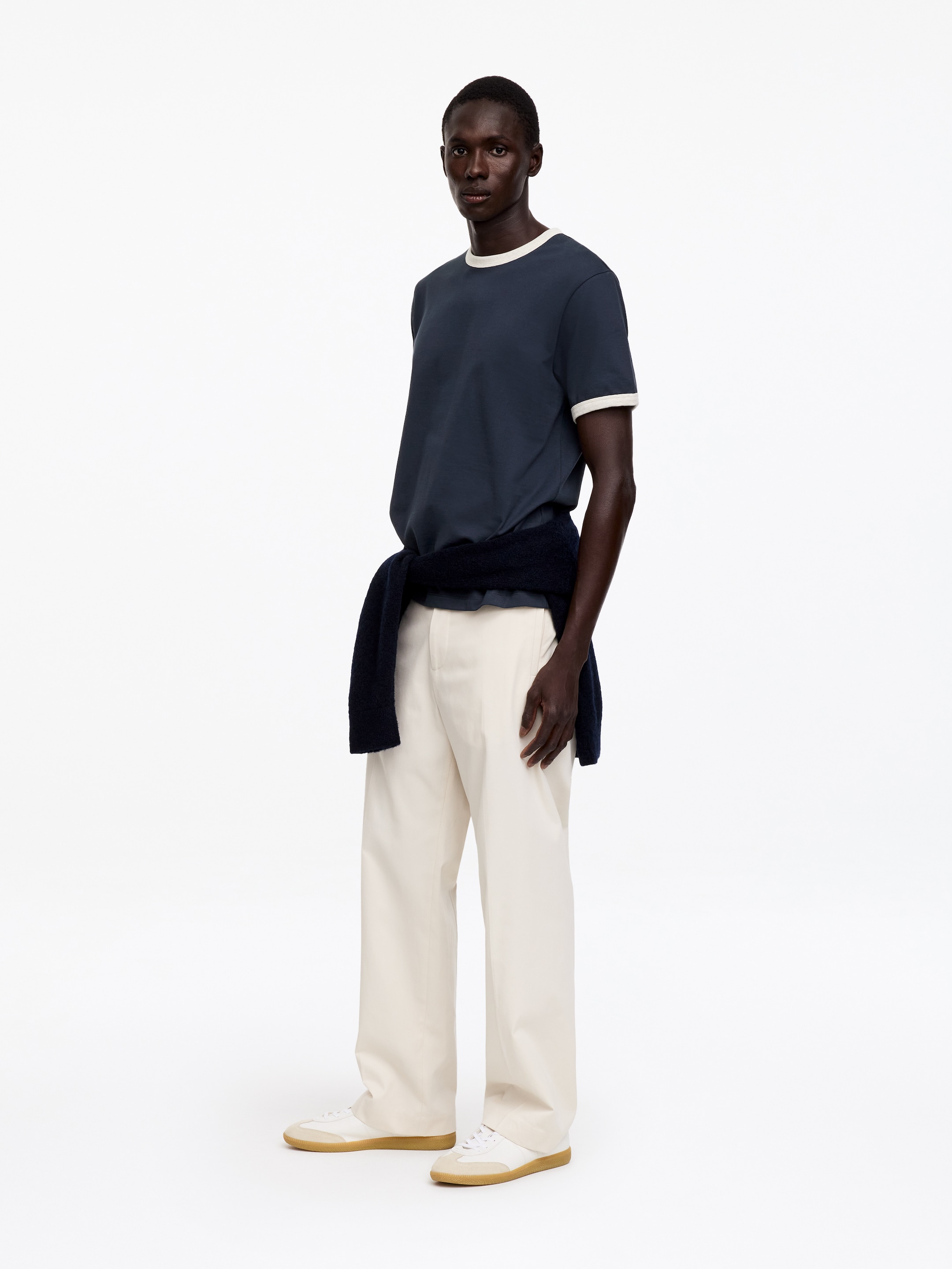 Dopasowany T-shirt - Ciemnoniebieski - Fason normalny - men - StillMedia/Lookbook - 2