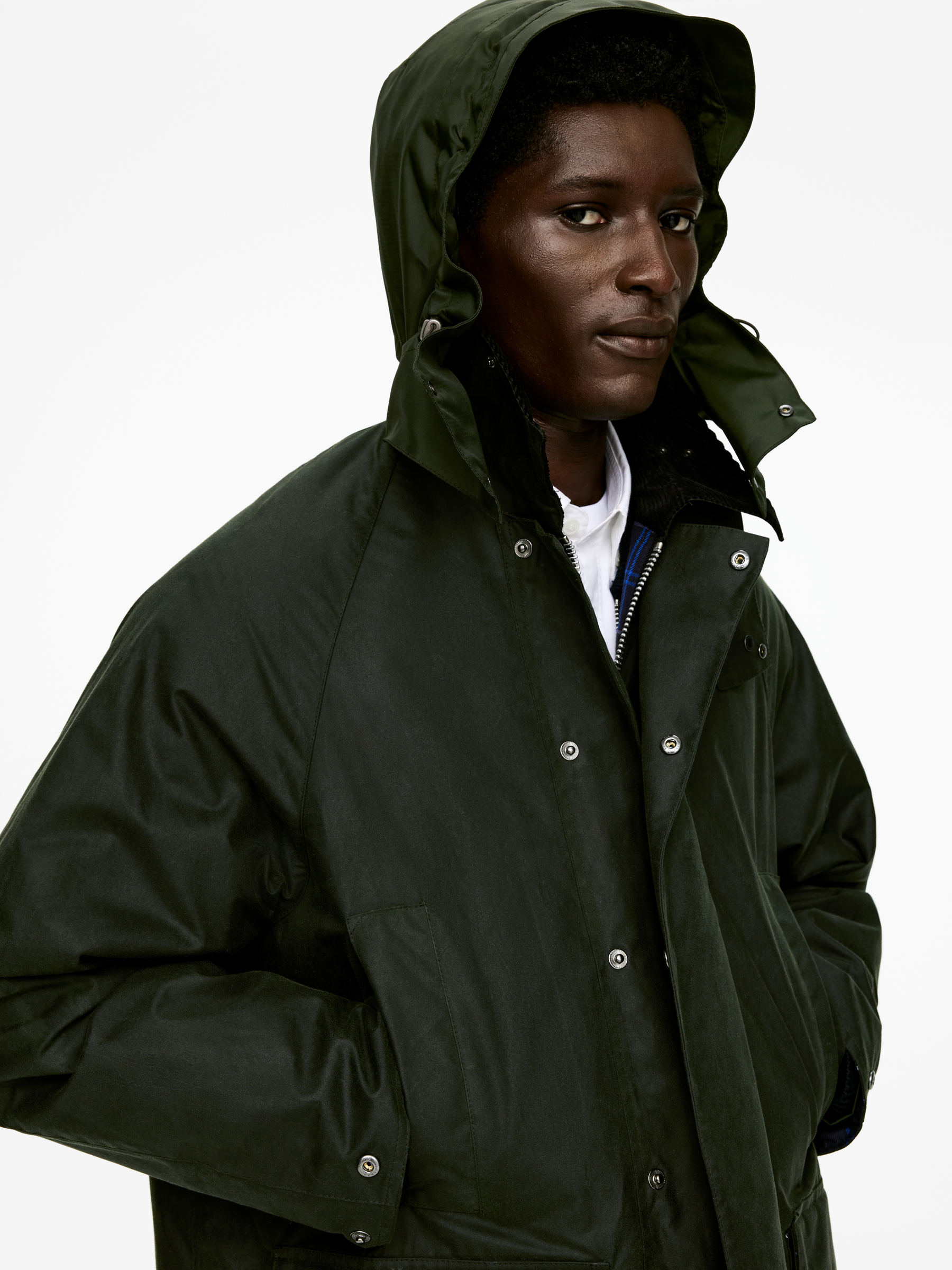 ARKET and Barbour Waxed Cotton Jacket - Dark Green/Checkered - Loose fit - Men - StillMedia/Lookbook - 11