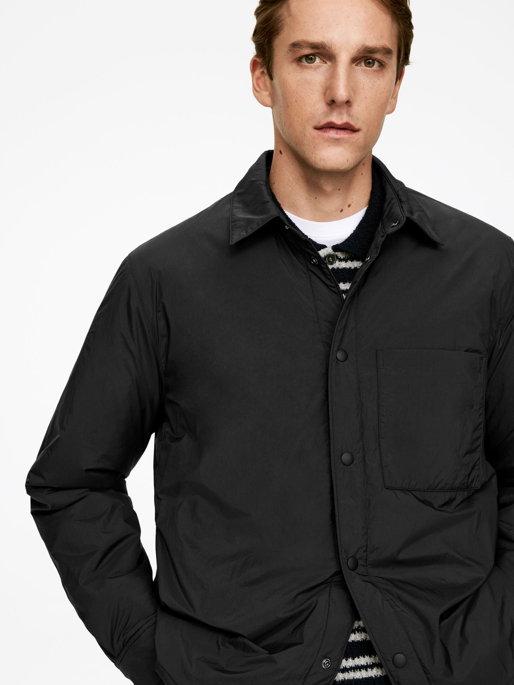 Light-Padded Overshirt - Black - Regular fit - Men - StillMedia/Lookbook - 5