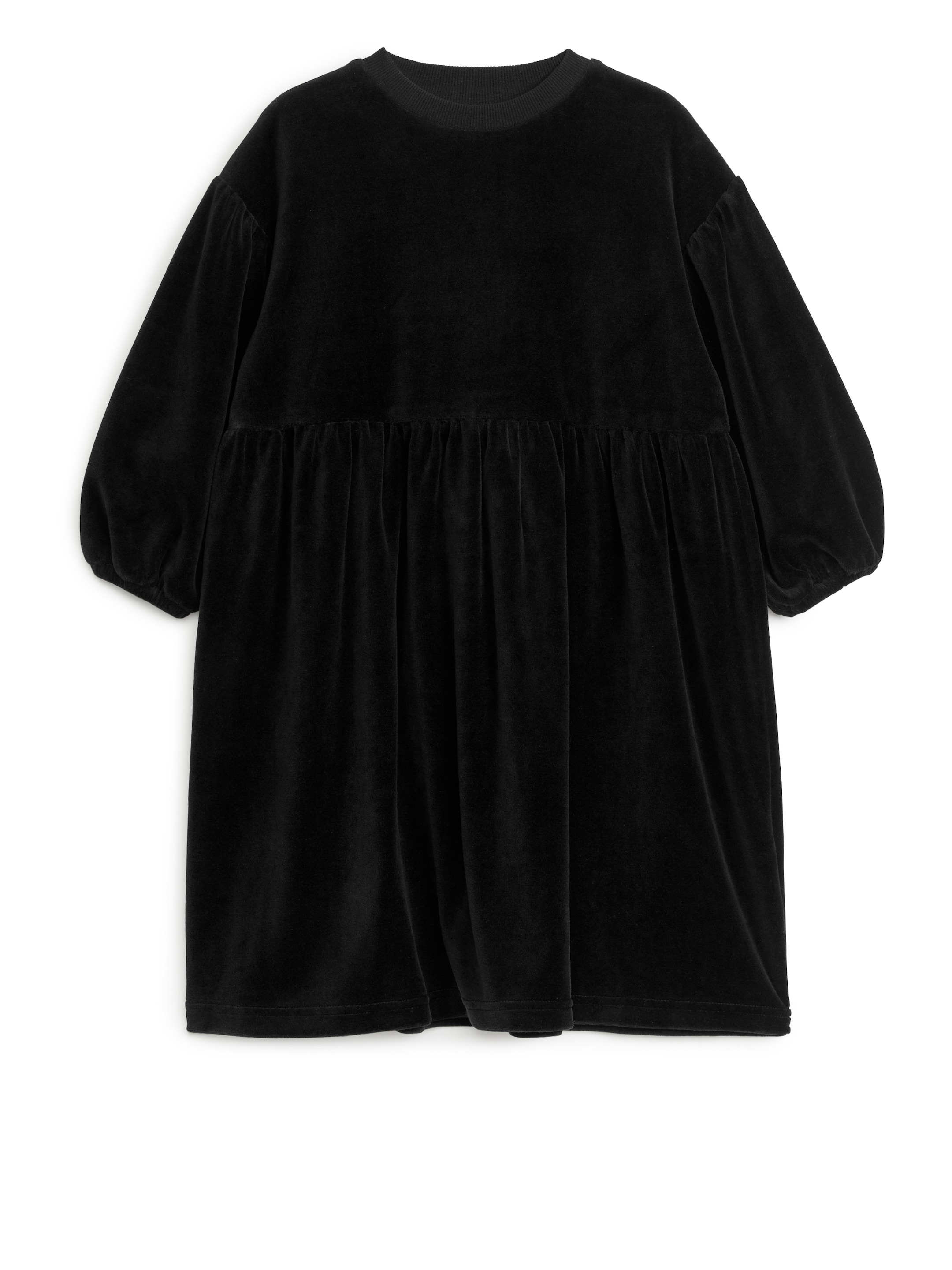 Rynkad klänning i velour - Svart - Oversized - Children - StillMedia/DescriptiveStillLife - 2