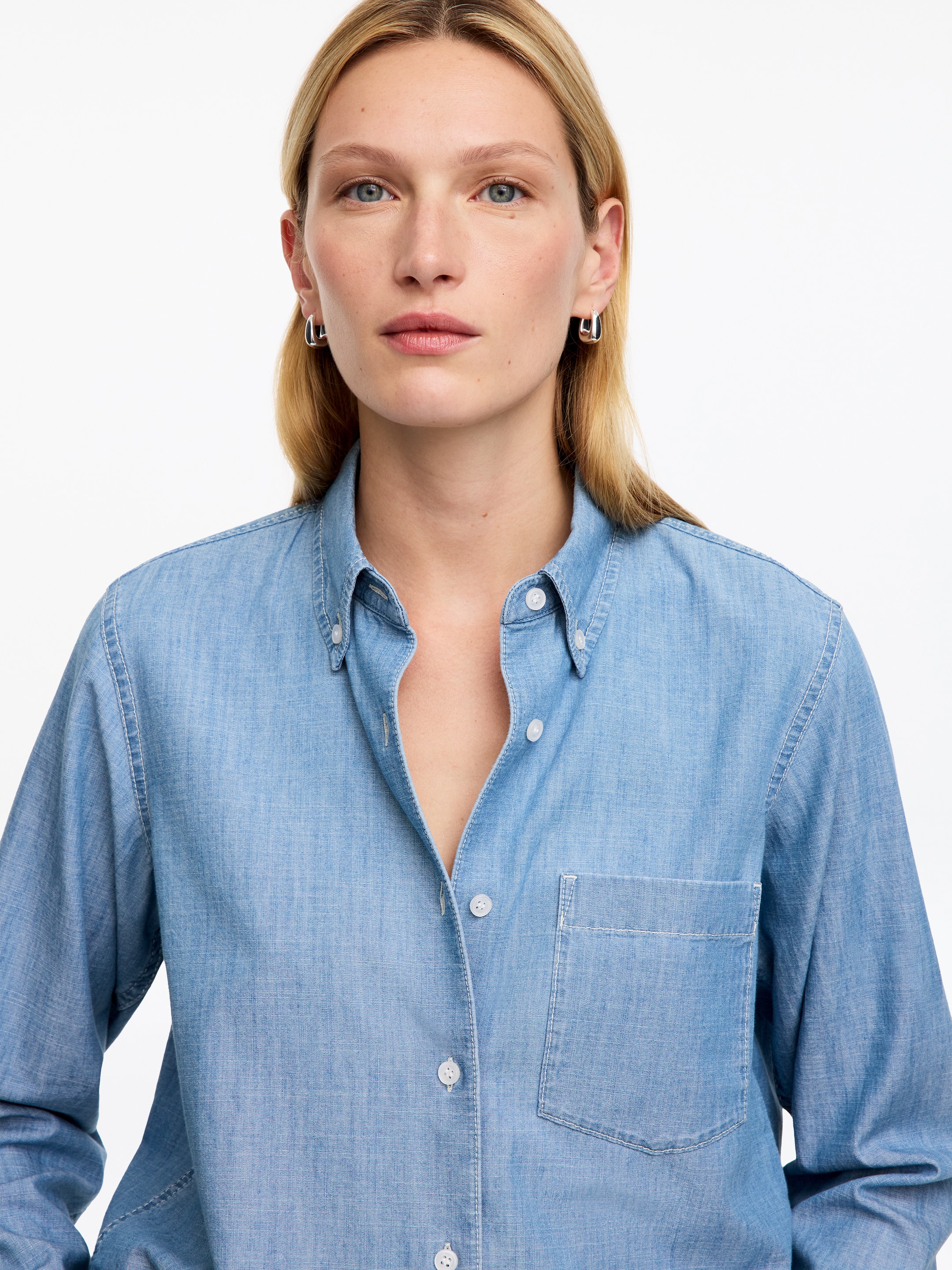 Hemd aus Baumwoll-Chambray - Hellblau - Regular Fit - women - StillMedia/Lookbook - 5