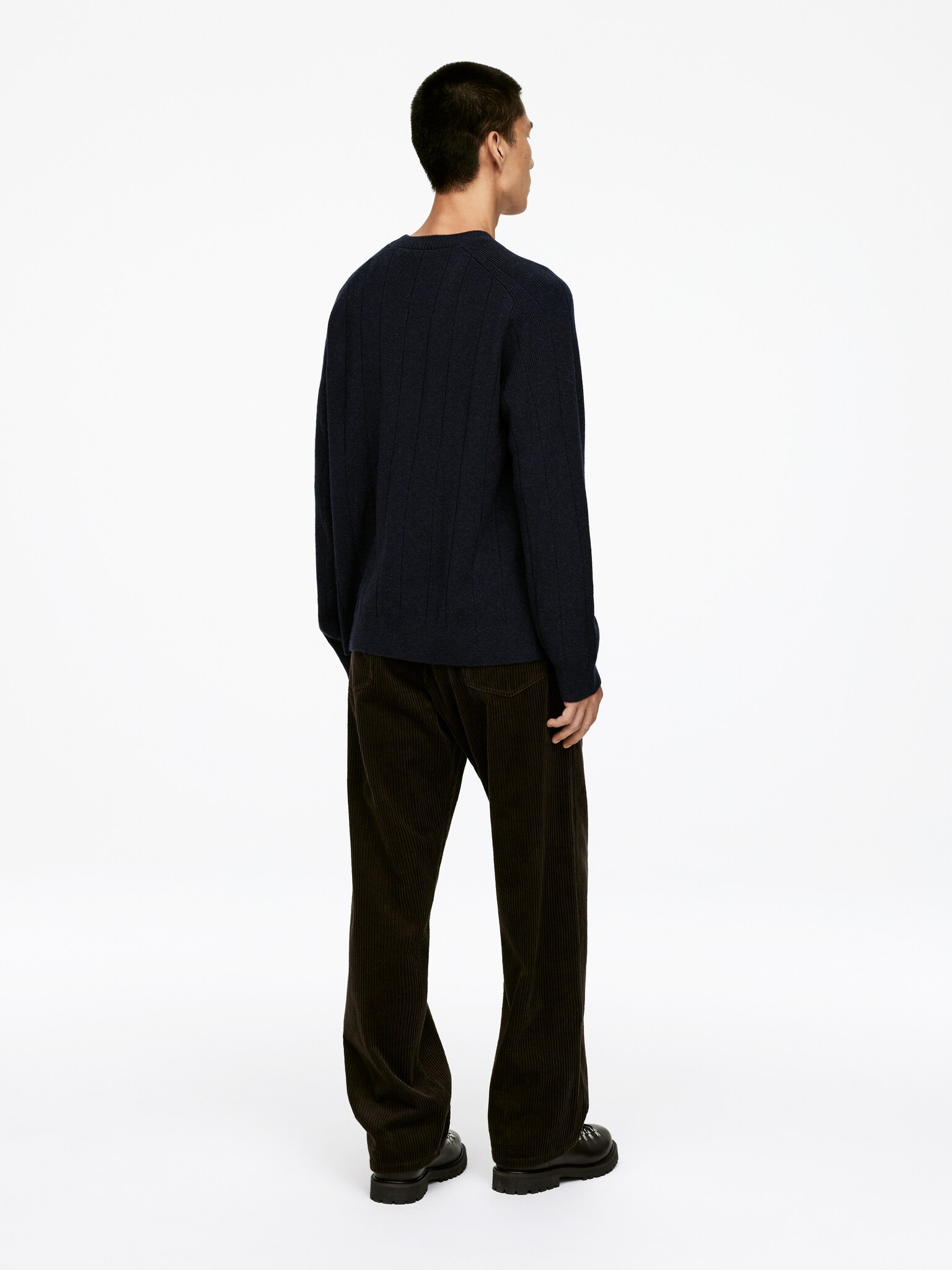 Pull à col rond en laine d'agneau - Bleu foncé - 6