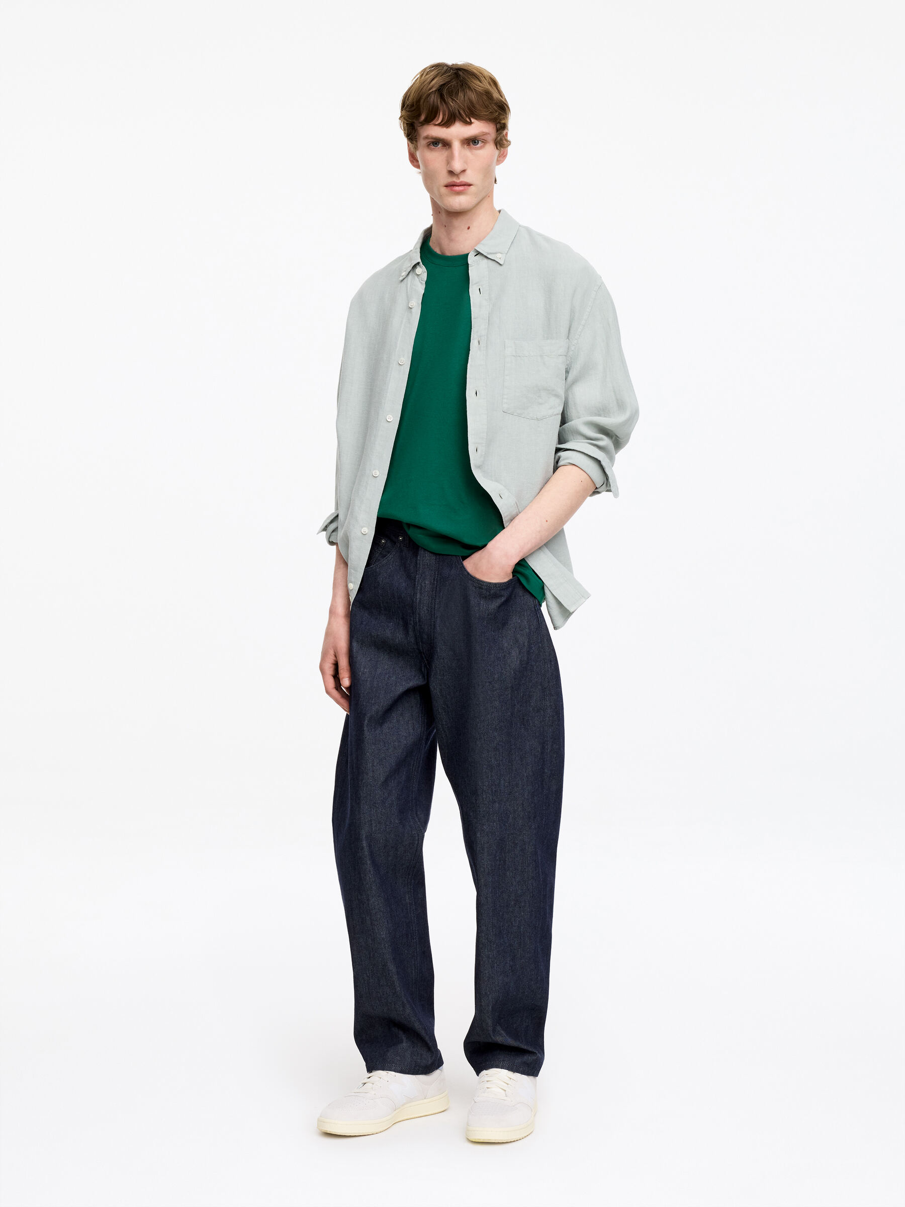 220 GSM Relaxed T-Shirt - Dark Green - Regular fit - Men - StillMedia/Lookbook - 2