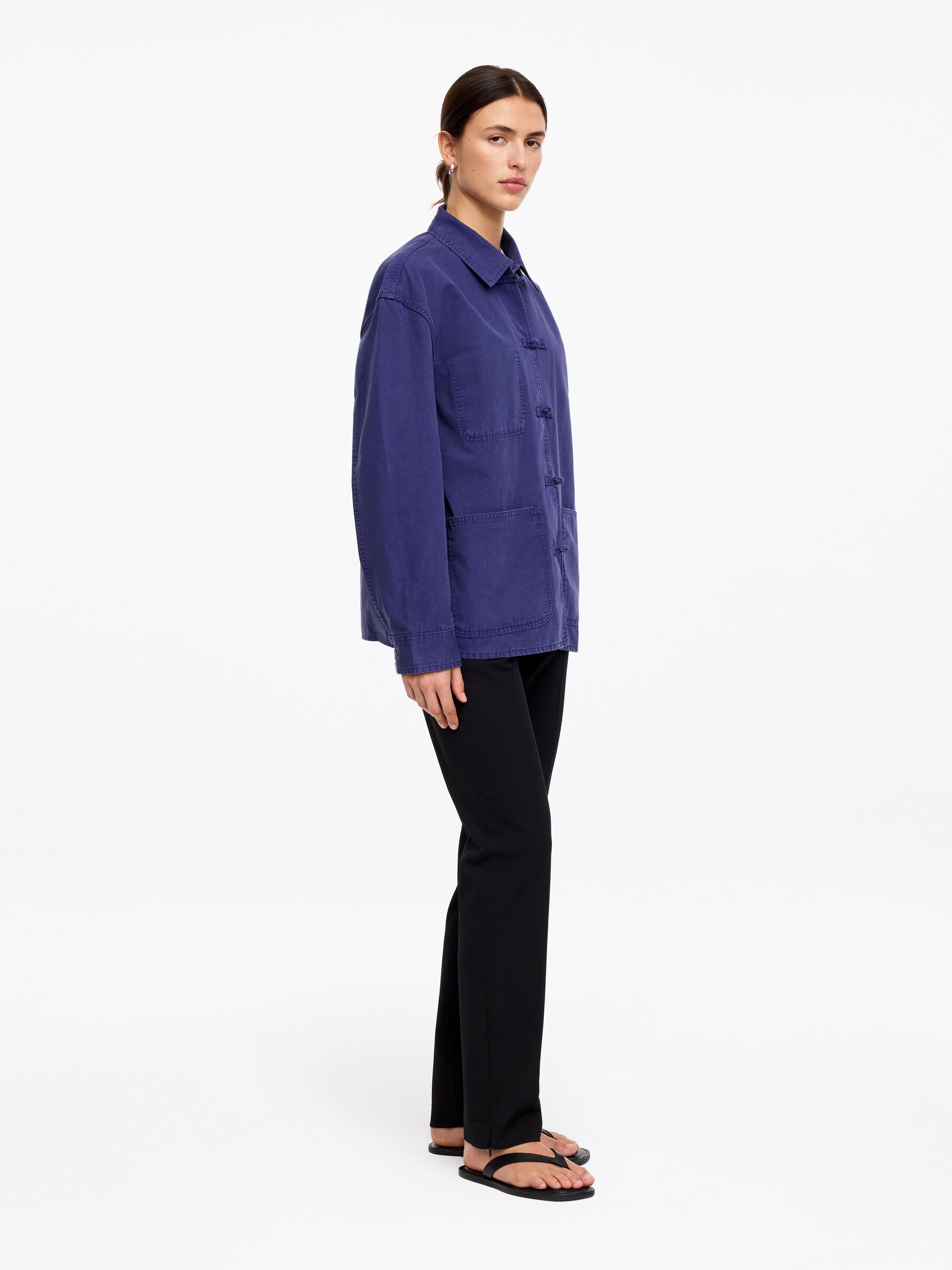 Knot-Button Overshirt - Blue - Regular fit - Women - StillMedia/Lookbook - 3
