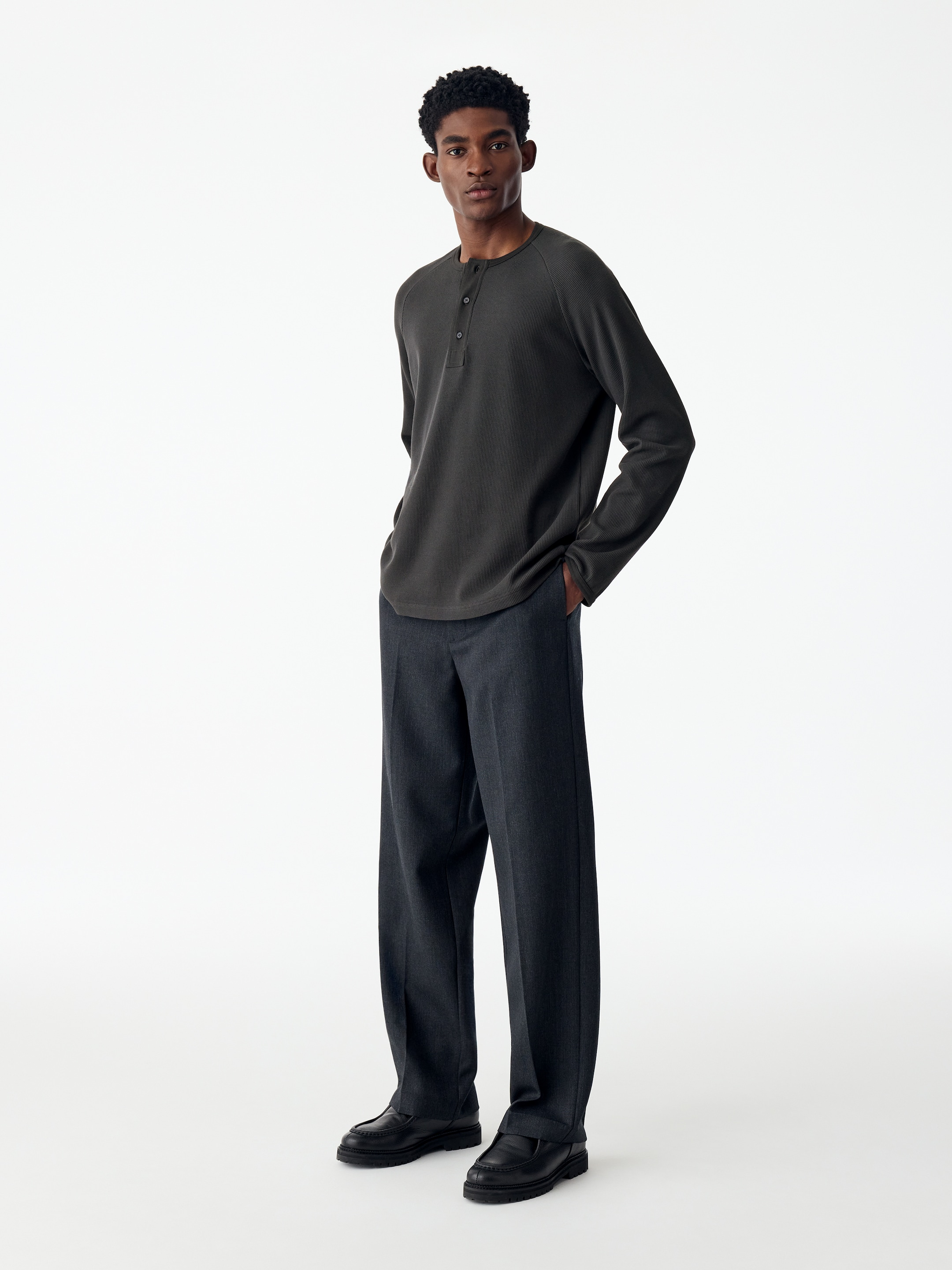 Serafino a nido d'ape - Grigio scuro - Relaxed fit - men - StillMedia/Lookbook - 2