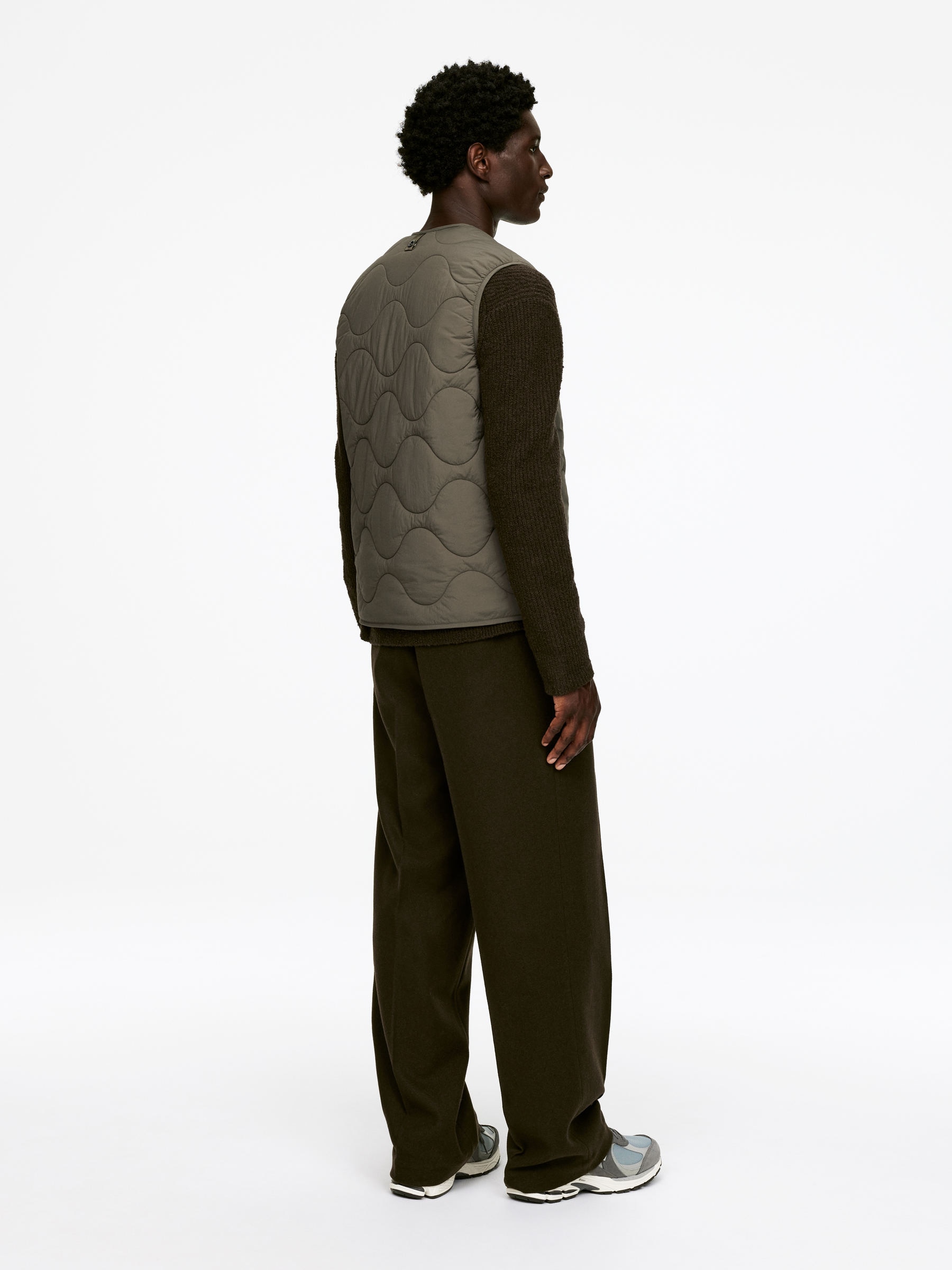 2-in-1 Quilted Liner Vest - Khaki Green - Regular fit - Men - StillMedia/Lookbook - 5