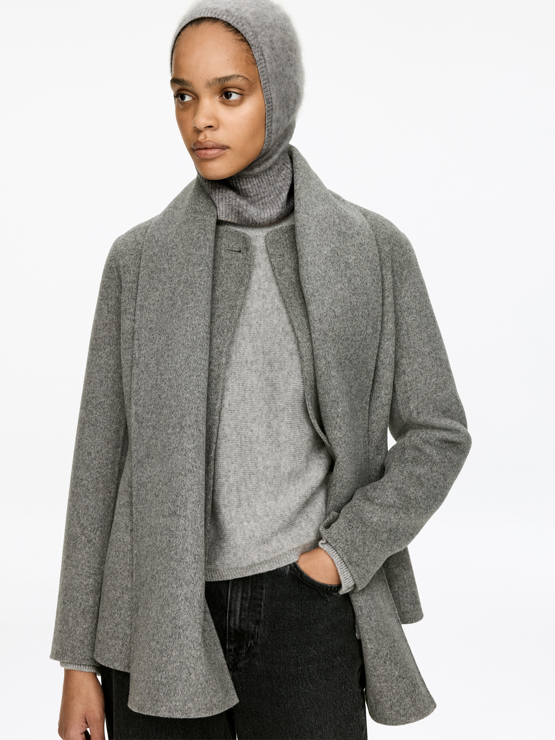 Ver imagen más grande: Capucha de cachemira - Gris - MUJER | H&M ES 1